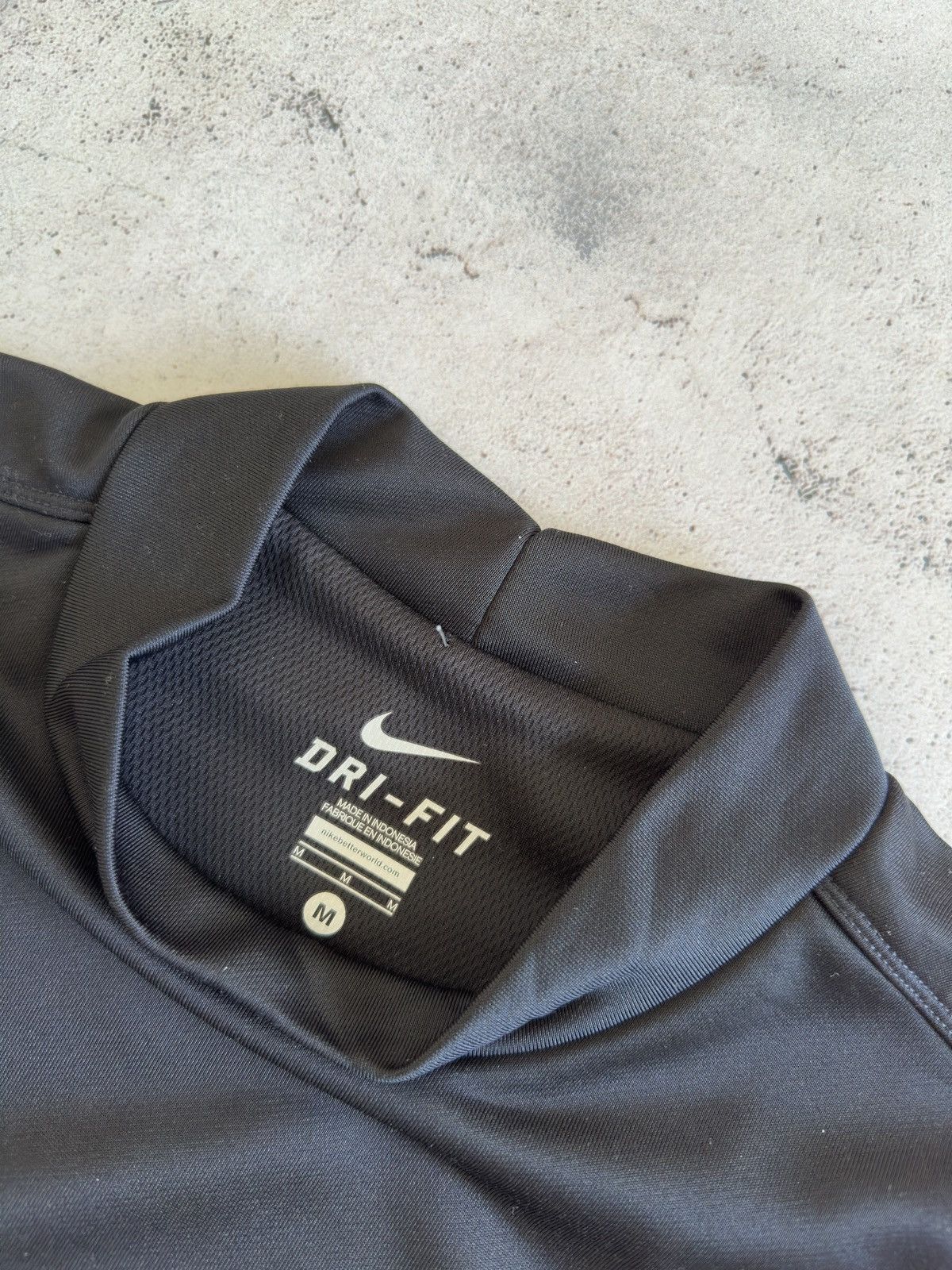 Nike Nike Black Training Sweater Size M Size US M / EU 48-50 / 2 - 4 Thumbnail