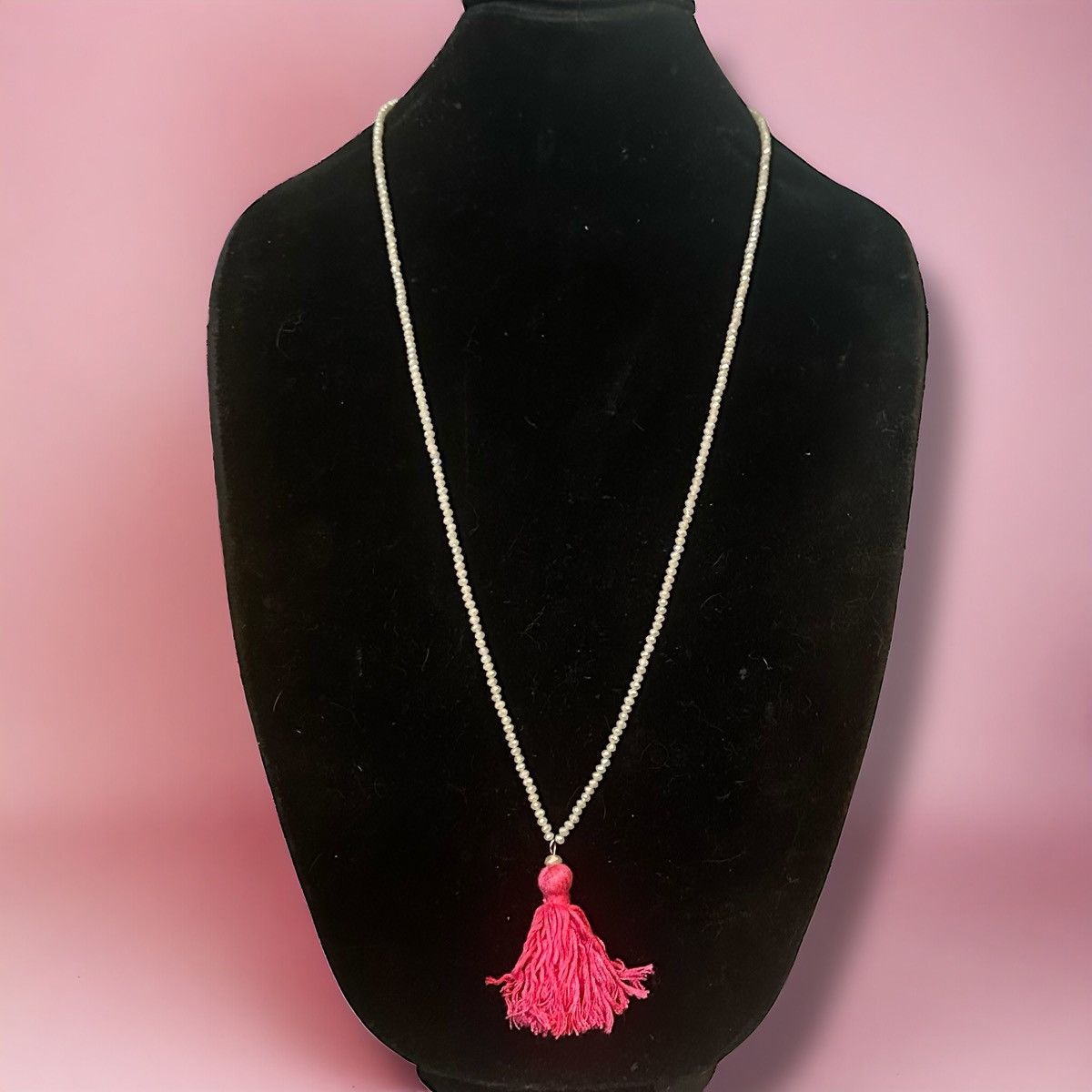 Loft Vintage Loft beaded pink tassel pendant necklace Size ONE SIZE - 1 Thumbnail