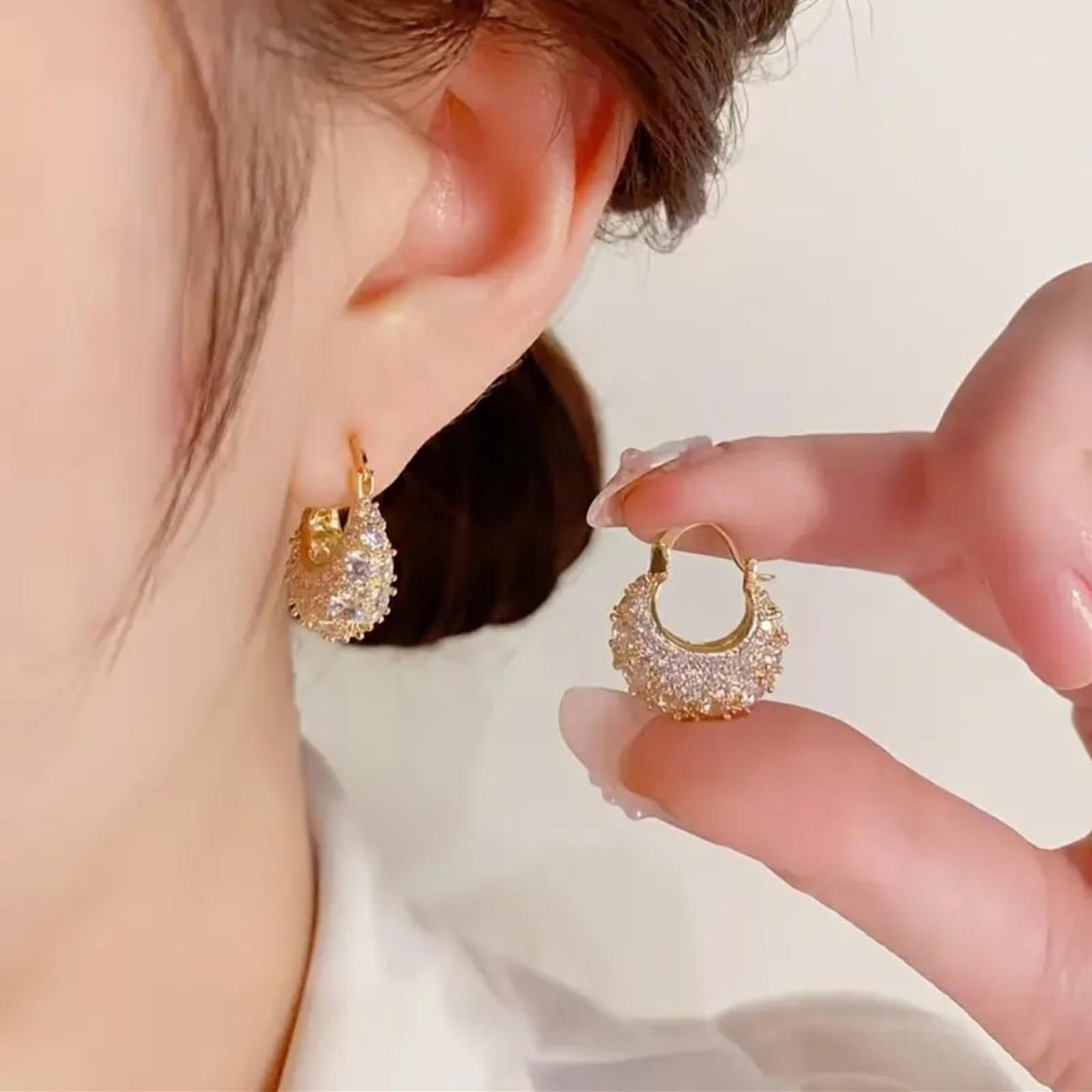 Designer Diamond CZ And Gold Hoop Earrings NWT Size ONE SIZE - 4 Thumbnail