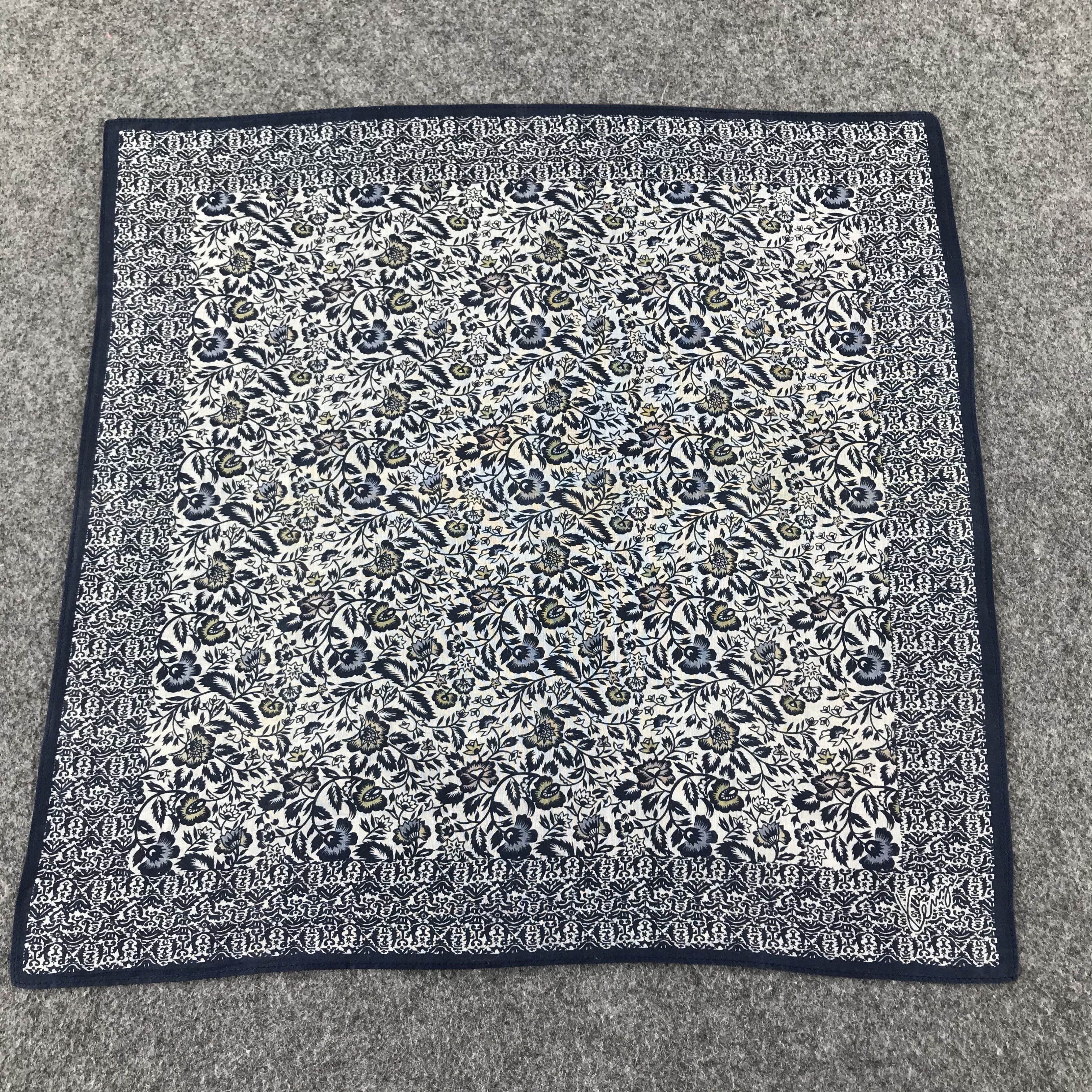 Kenzo × Vintage Kenzo Handkerchief Neckerchief Bandana H182 Size ONE SIZE - 1 Thumbnail