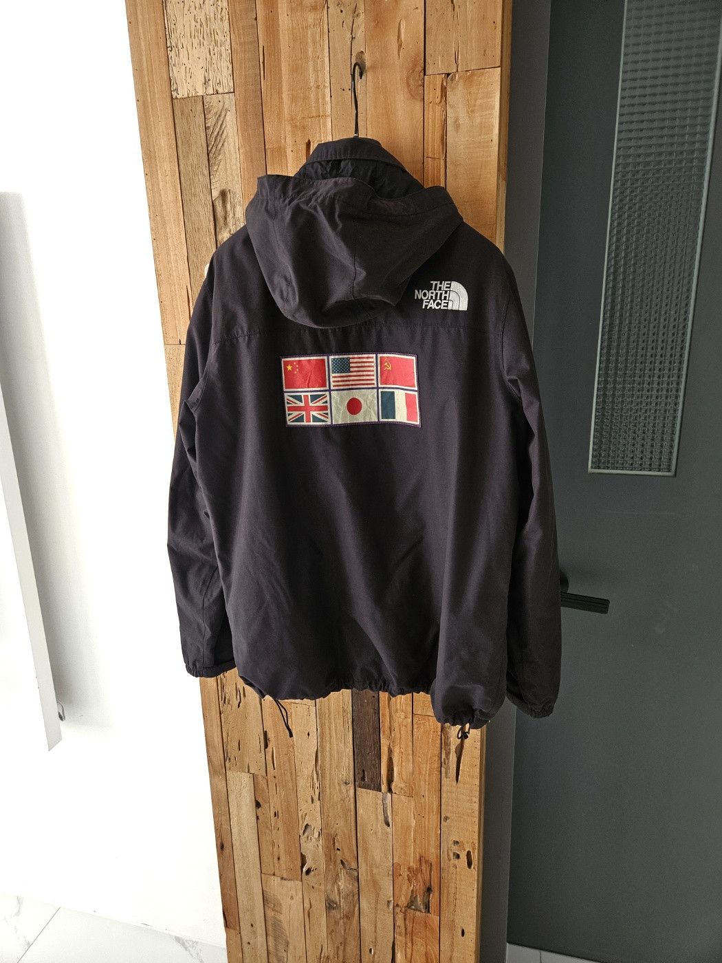 Supreme × The North Face Supreme x The North Face Expedition Coaches Jacket Size US XL / EU 56 / 4 - 4 Thumbnail