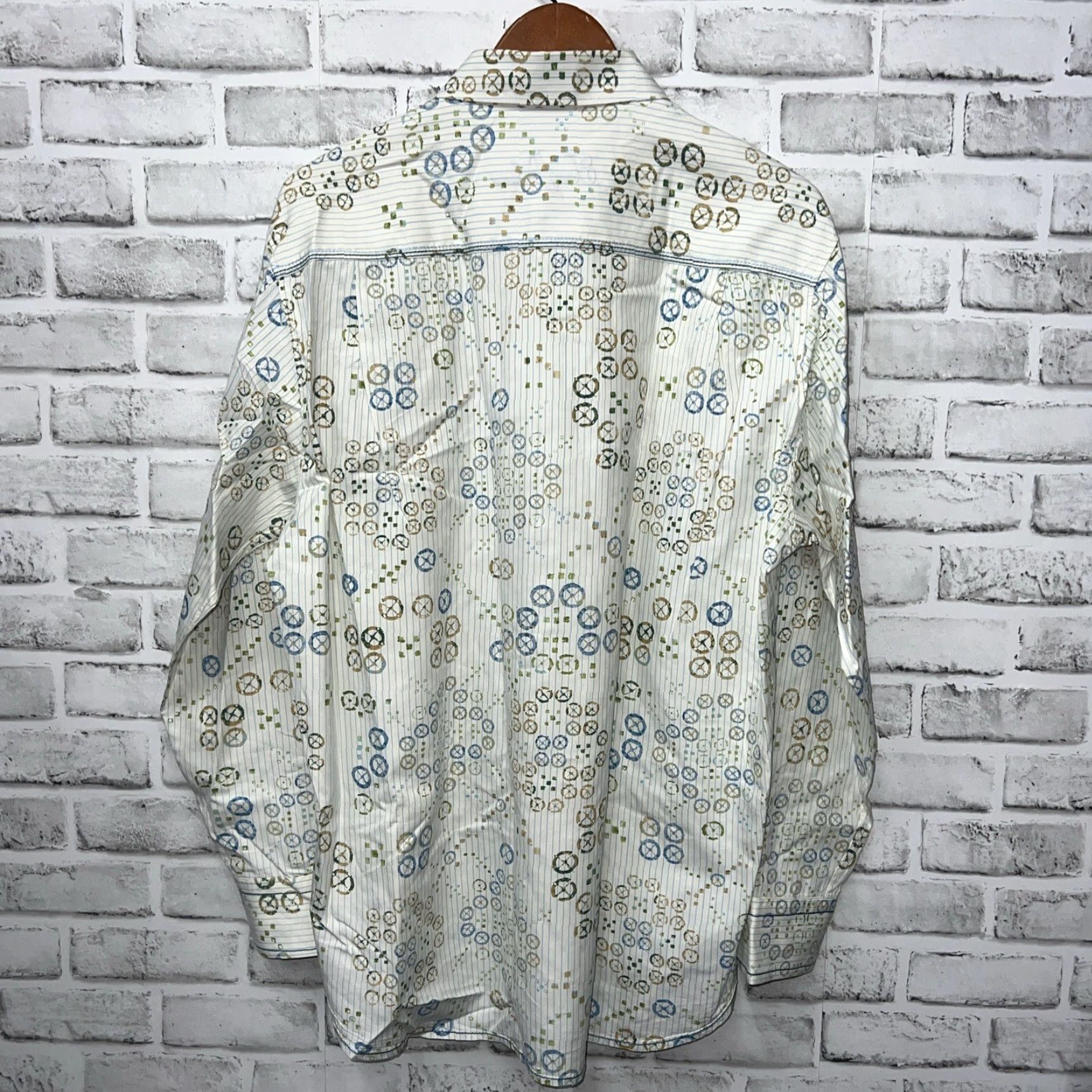 Tommy Bahama Tommy Bahama White Silk Blend Button-Up Shirt Mens M White Silk Blend Button-Up Shirt Mens M Size US M / EU 48-50 / 2 - 4 Thumbnail