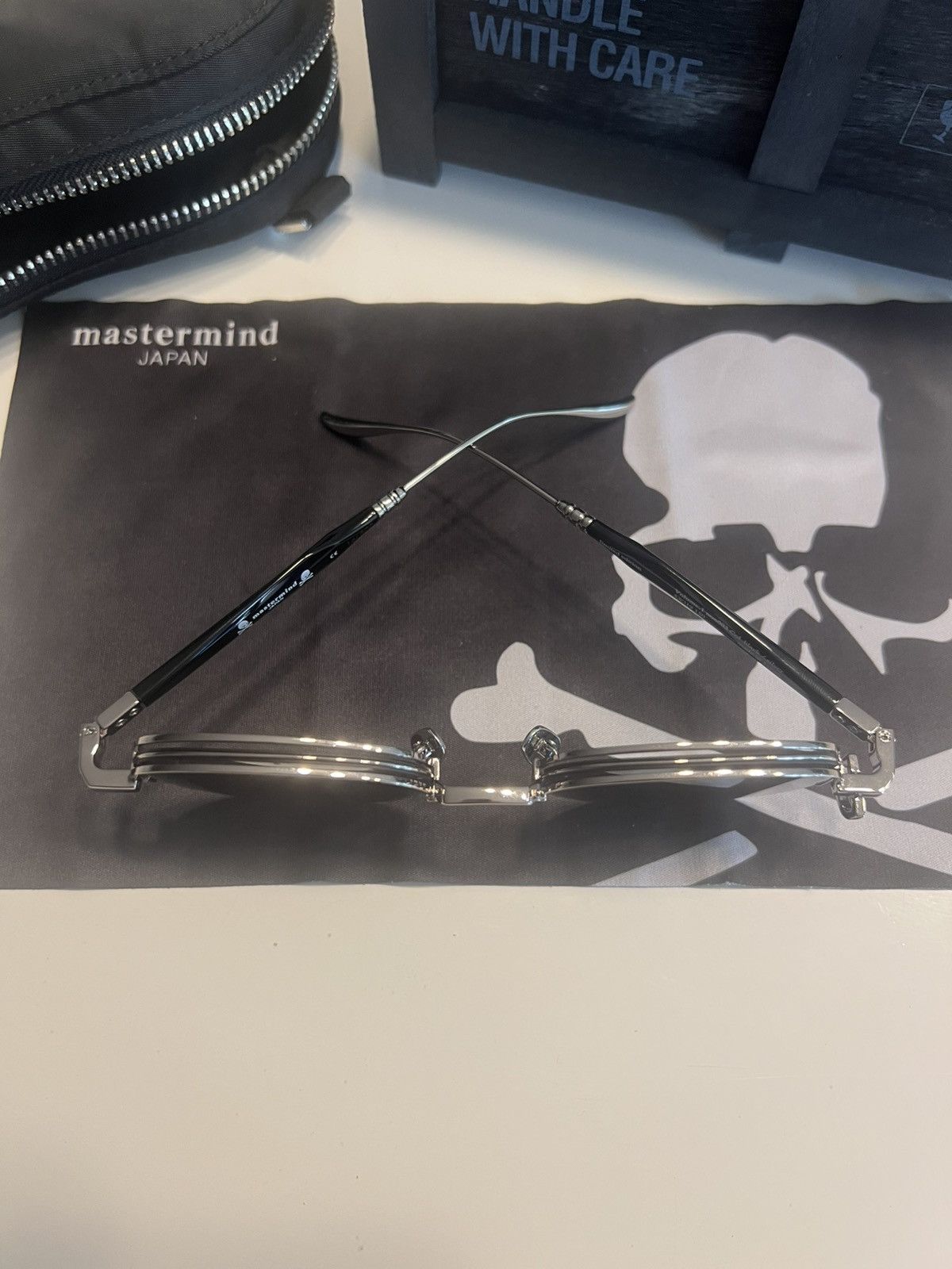 Mastermind Japan 1 of 500 limited edition mastermind sunglasses Size ONE SIZE - 3 Thumbnail