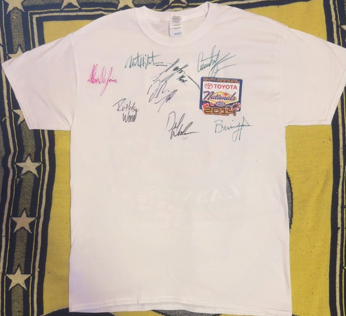 AUTOGRAPH Rutledge Wood/Alexis DeJoria Etc NHRA Vegas T Sz.L