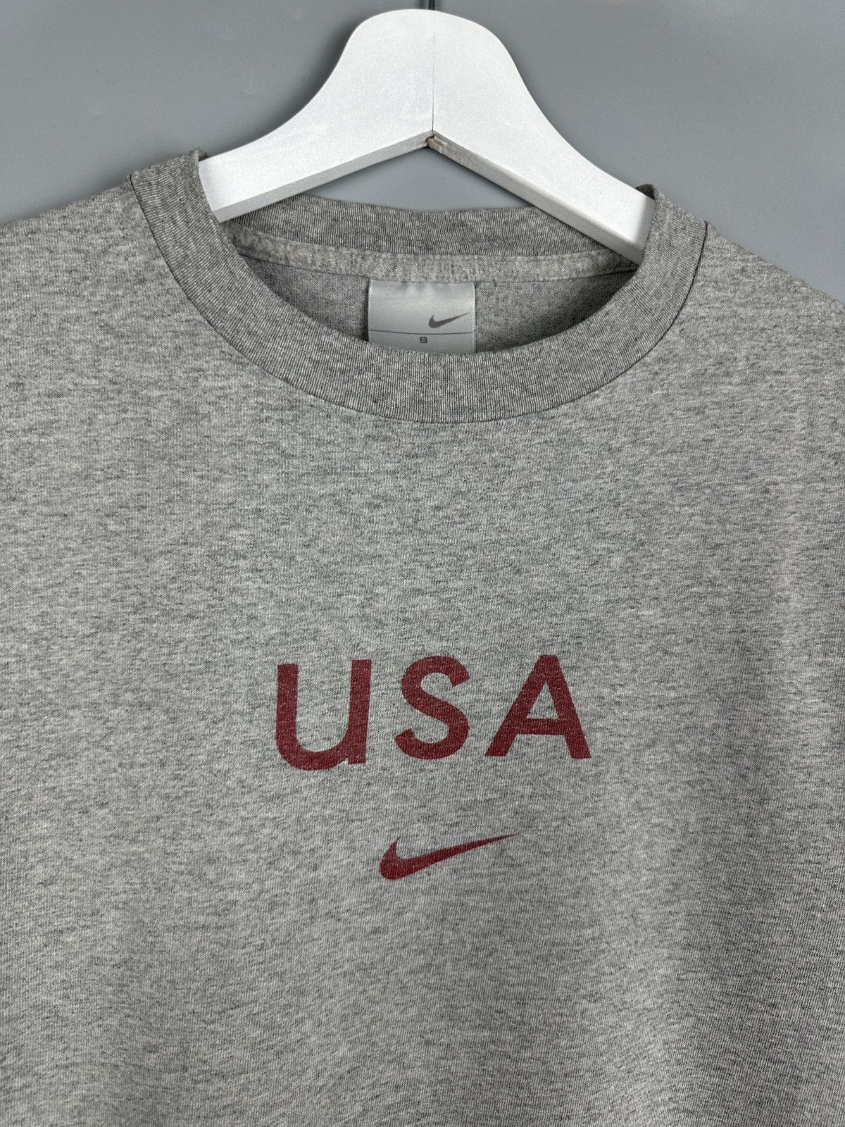 Nike Vintage Nike USA Center Swoosh Logo T Shirt Tee 90s Size US S / EU 44-46 / 1 - 3 Thumbnail