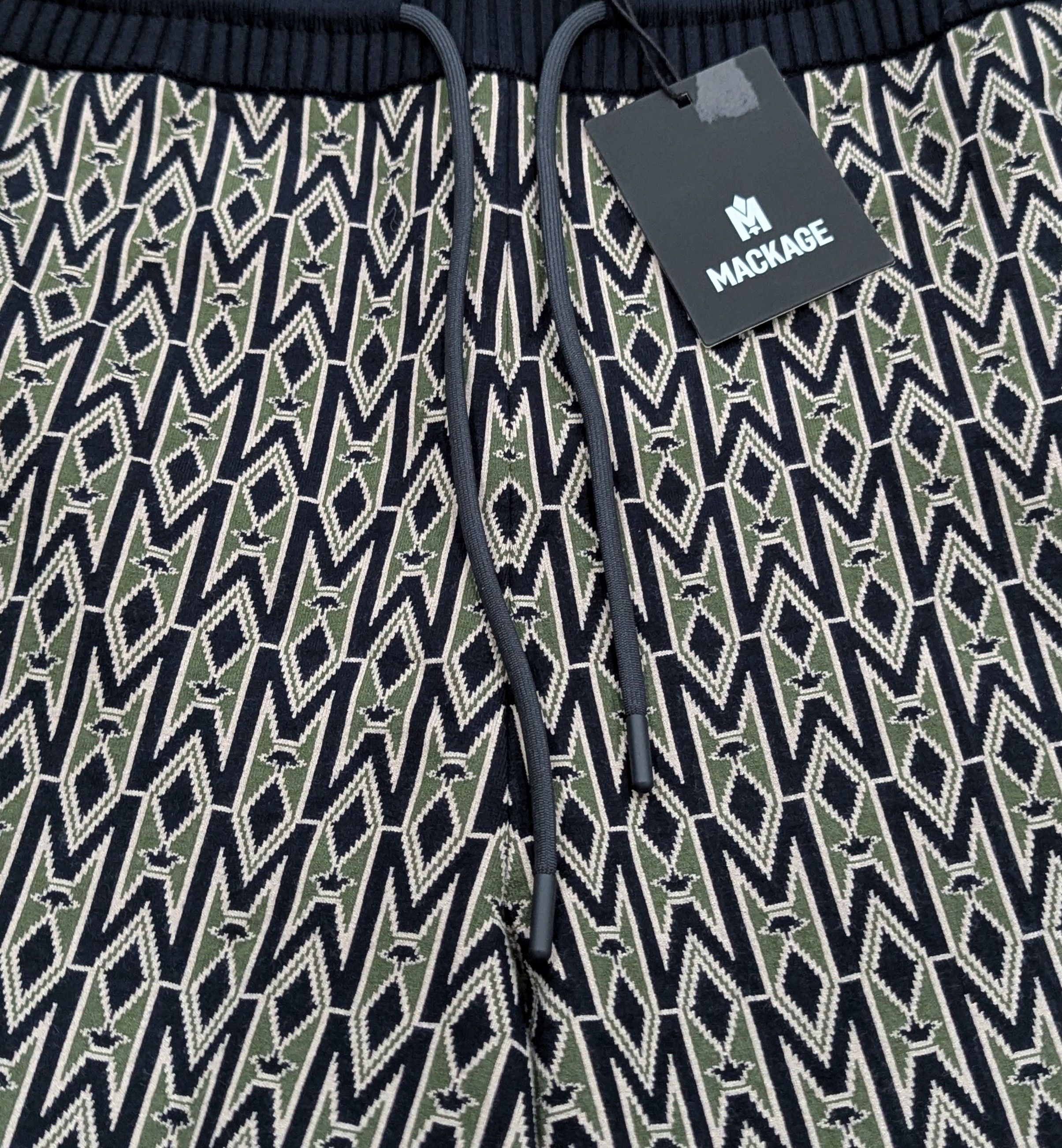 Mackage MACKAGE "Beecher" Jacquard Logo Shorts Navy XL Size US 36 / EU 52 - 2 Thumbnail