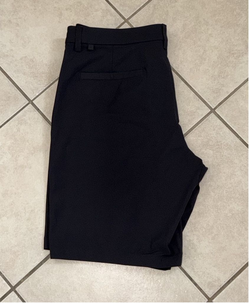 Lululemon LULULEMON COMMISSION MEN’ S SHORT RELAXED 11” BLACK SIZE 36 Size US 36 / EU 52 - 7 Thumbnail