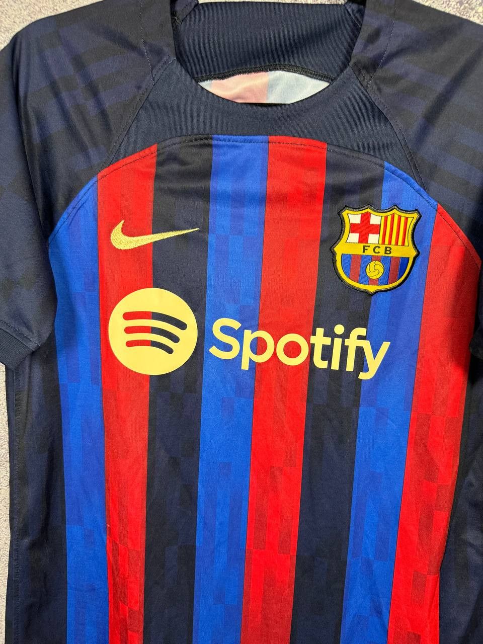 Nike Vintage FC Barcelona 2022/23 Fan Soccer Jersey Nike Size US S / EU 44-46 / 1 - 4 Thumbnail