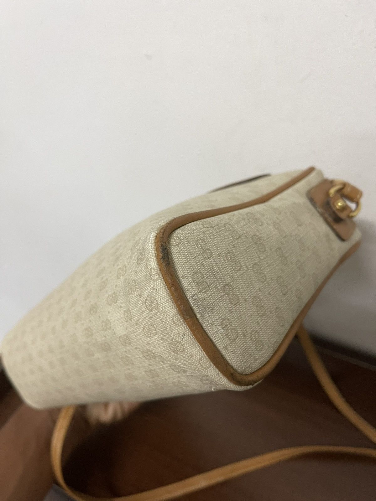 Gucci × Vintage Vintage GUCCI Micro Logo Crossbody Handbag Size ONE SIZE - 17 Thumbnail