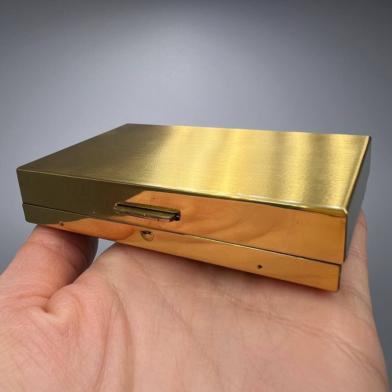 Vintage Vintage Musical Compact Cosmetic Powder Box Gold Tone Size ONE SIZE - 7 Thumbnail
