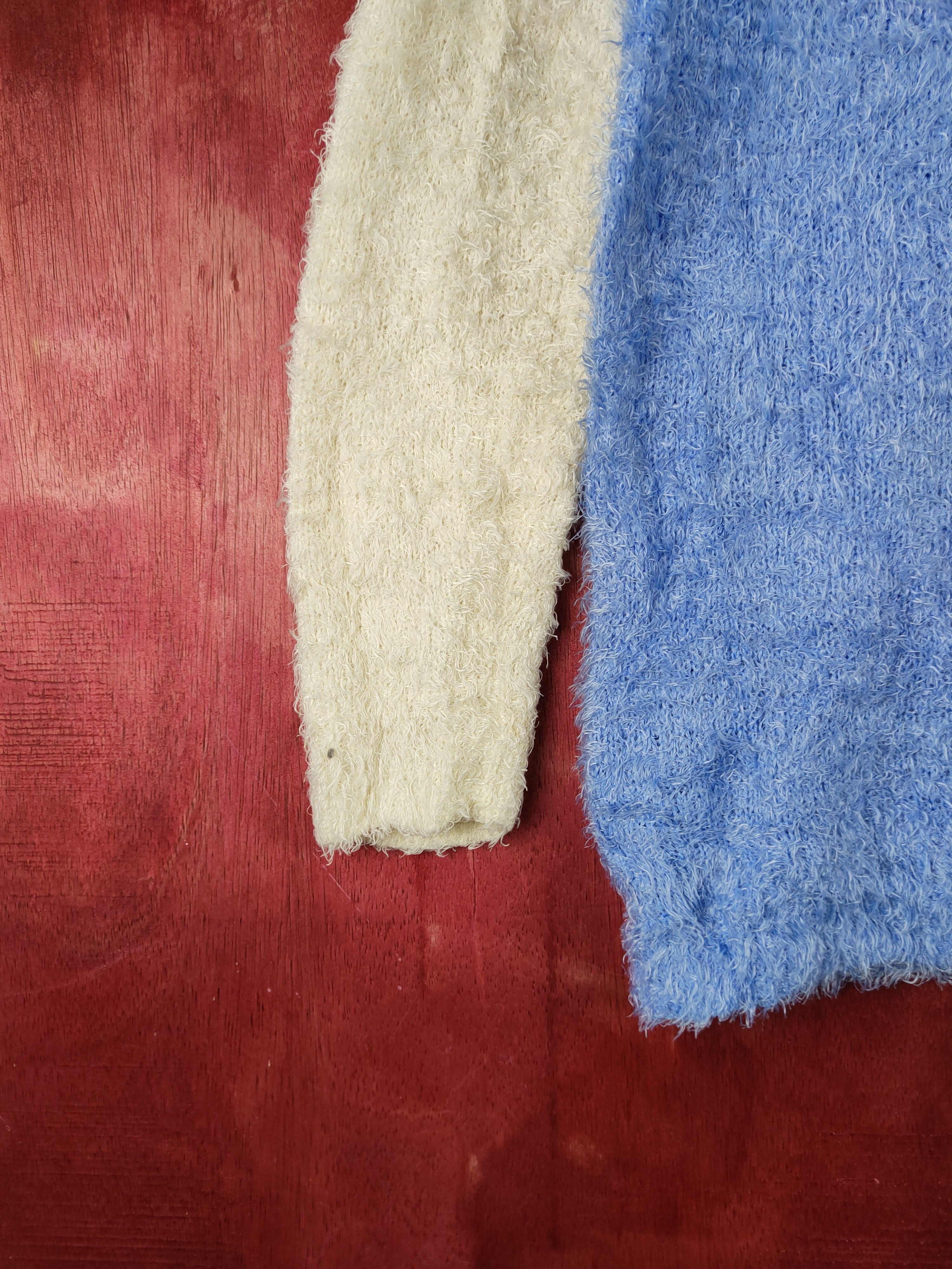 Japanese Brand × Vintage Vintage Cinema Club Cream Blue Fur Mohair Knitwear Size M / US 6-8 / IT 42-44 - 4 Thumbnail