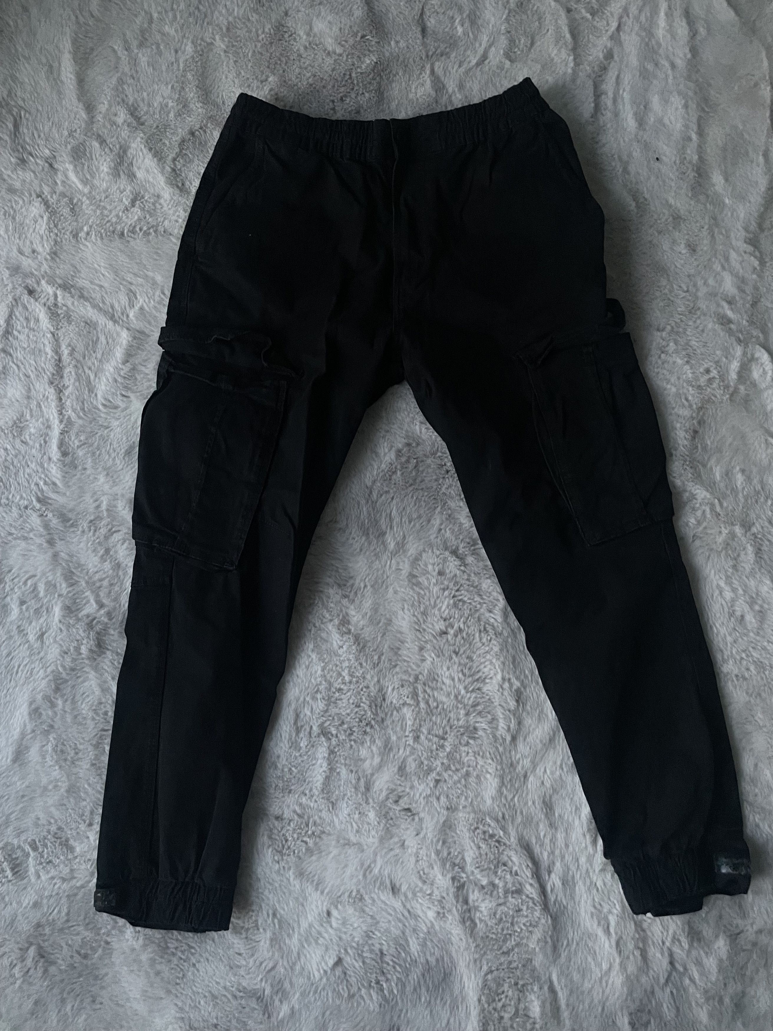 Zara Black Cargo Pants Size US 30 / EU 46 - 1 Thumbnail
