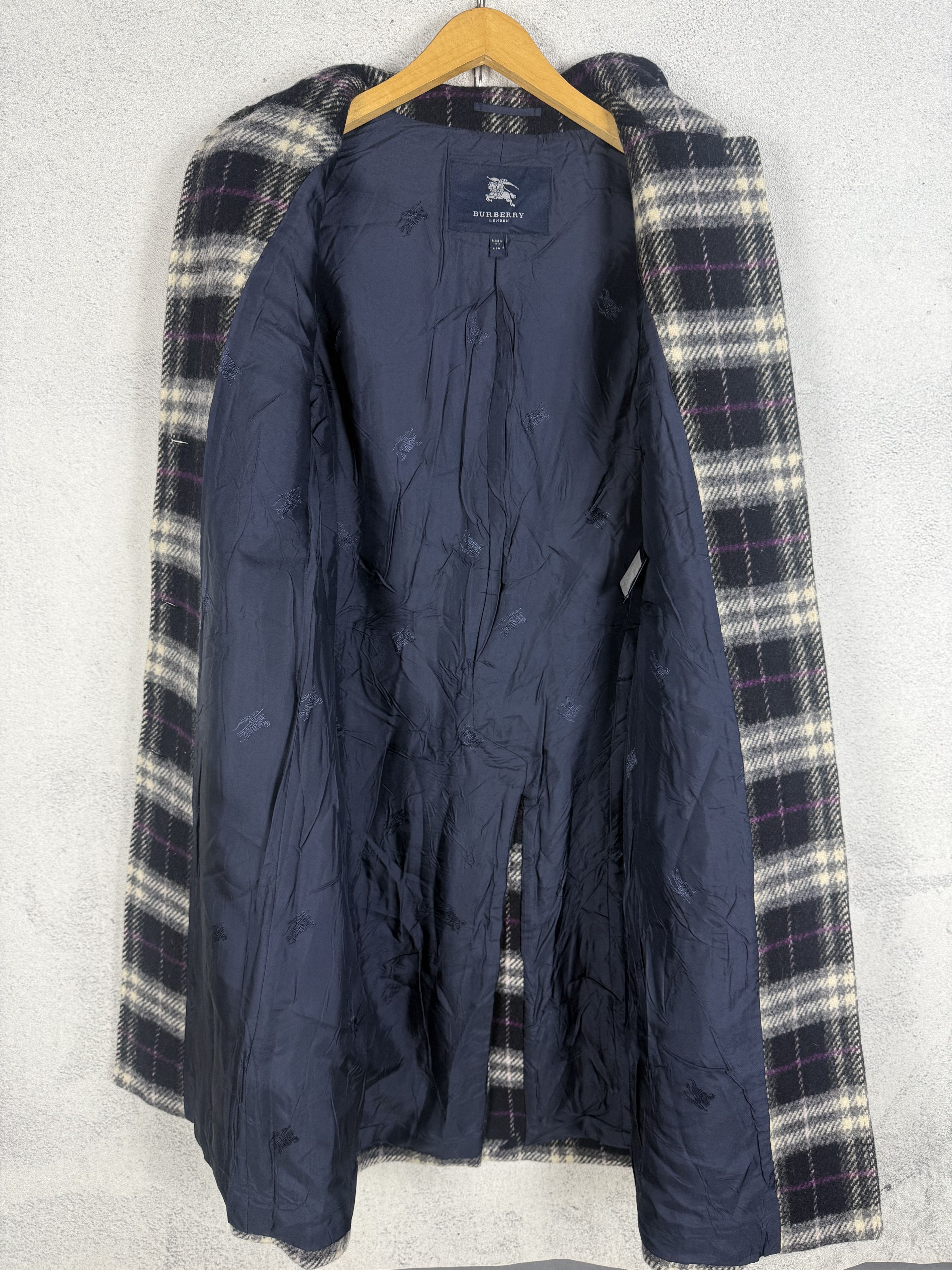 Burberry Vintage Burberry Wool Coat Size M / US 6-8 / IT 42-44 - 4 Thumbnail