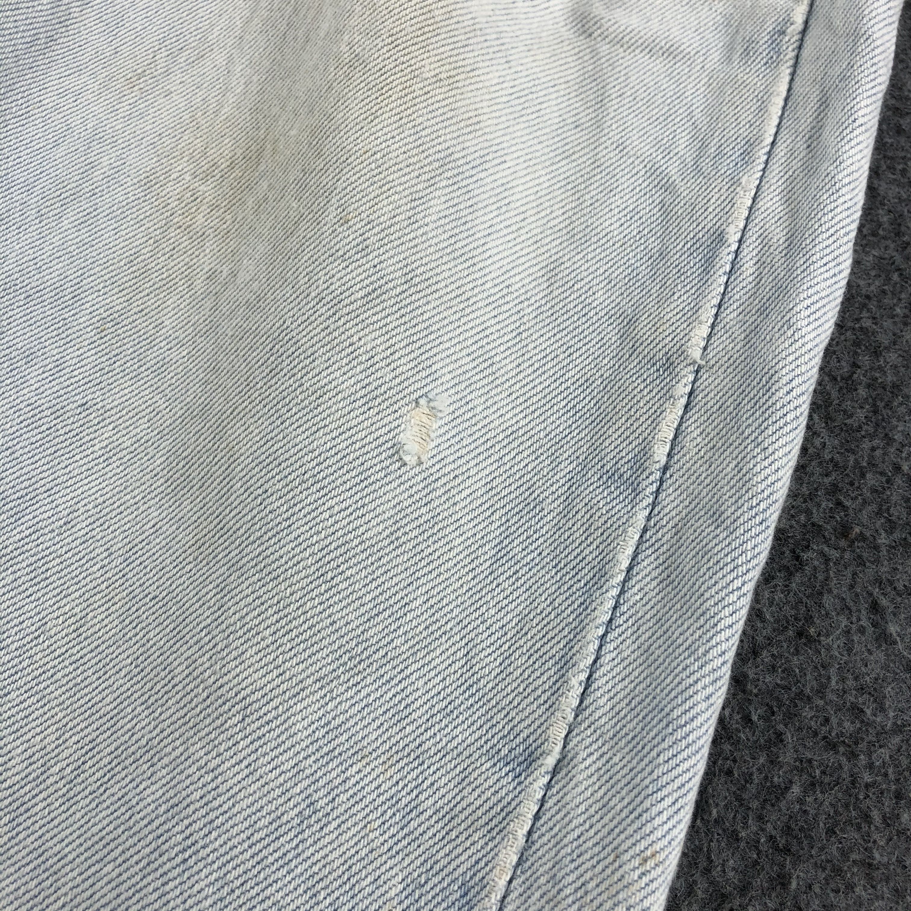 Levi's 90s Vintage Light Wash Levis 501 Jeans-J2621 Size US 32 / EU 48 - 8 Thumbnail