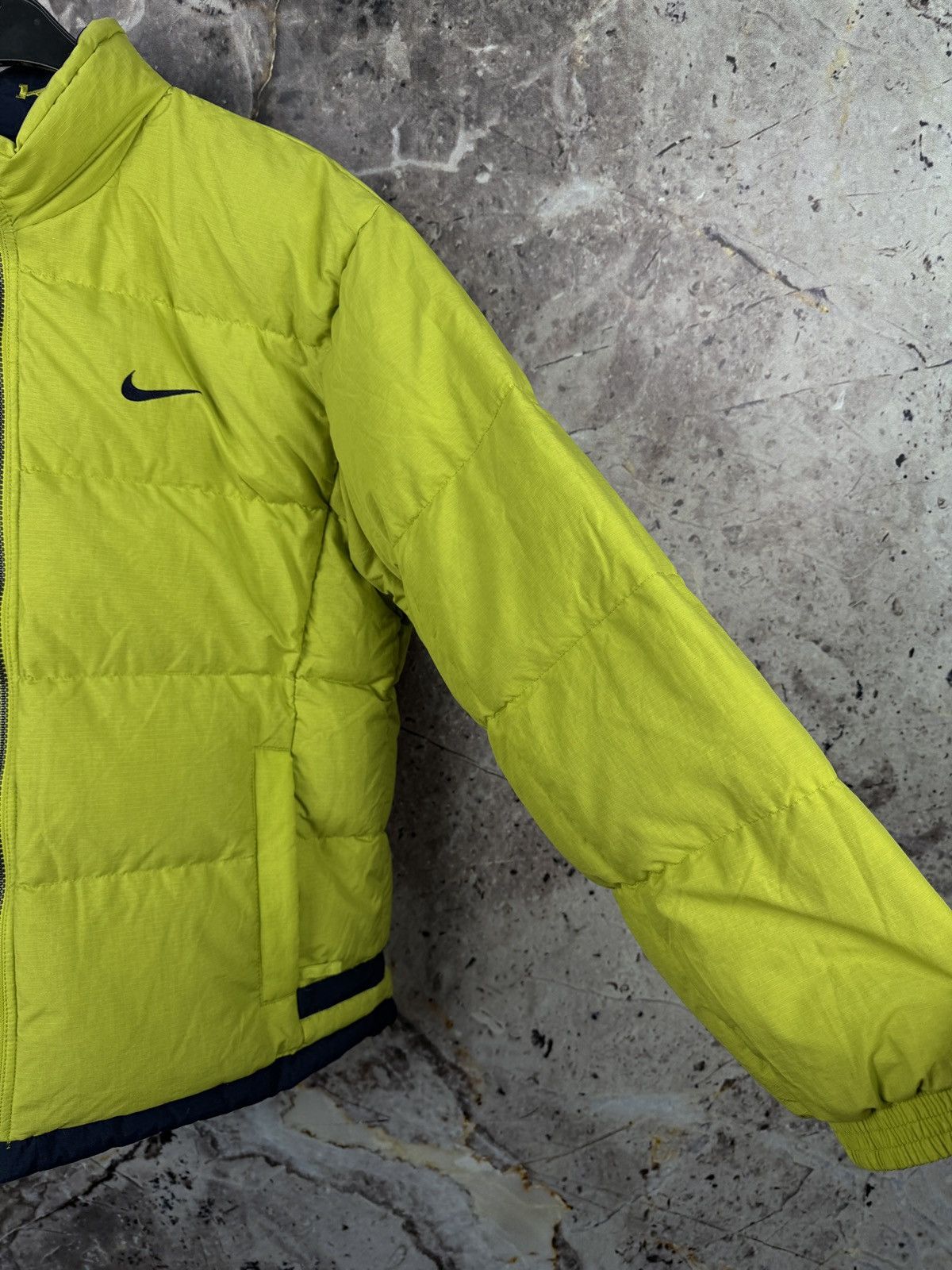 Vintage Men’s Nike Reversible Jacket Big Logo Streetwear Size Medium Size US M / EU 48-50 / 2 - 6 Thumbnail