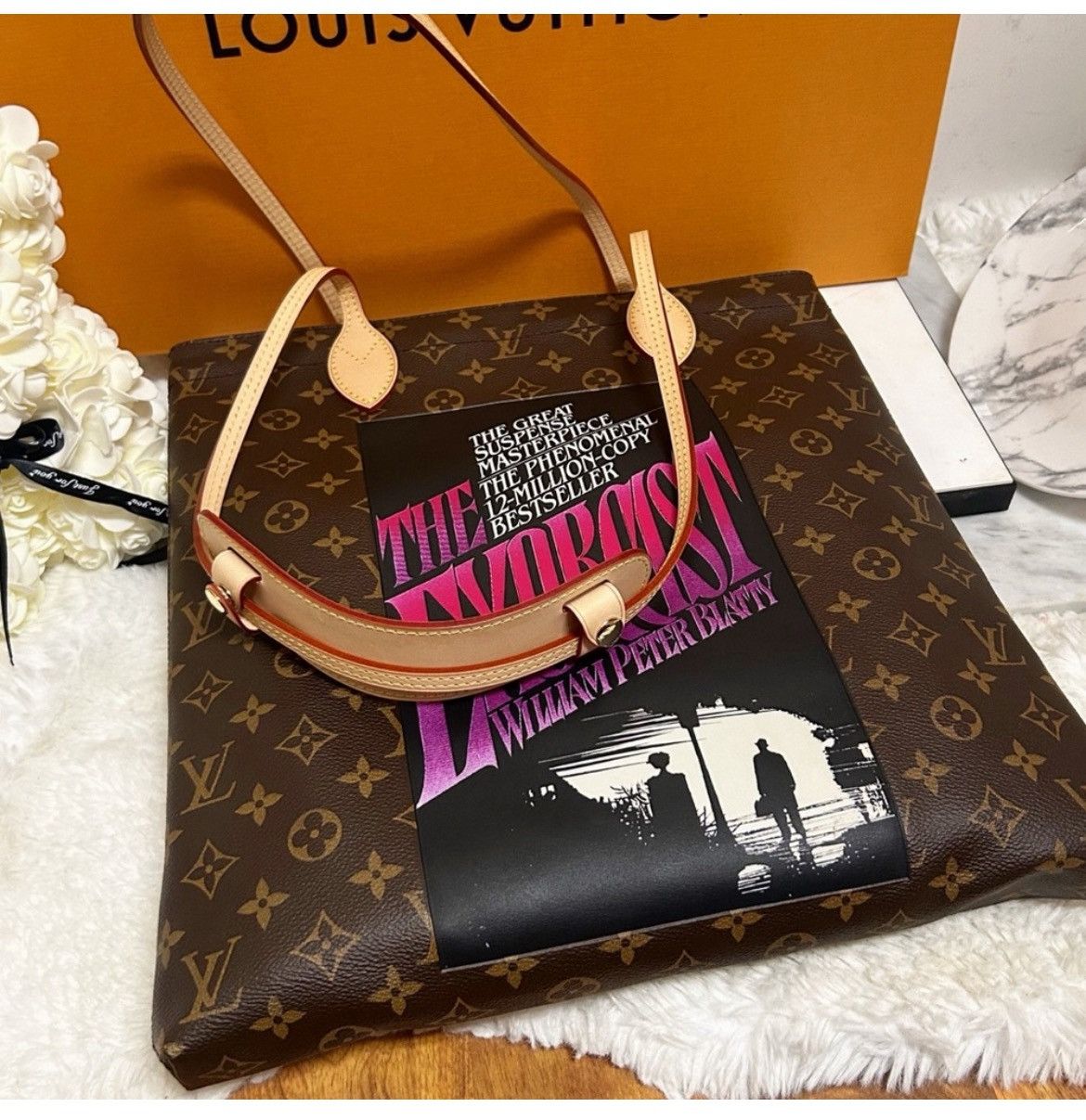 Louis Vuitton Authentic Louis Vuitton RARE Limited Carry It Exorcist Bag Size ONE SIZE - 4 Thumbnail