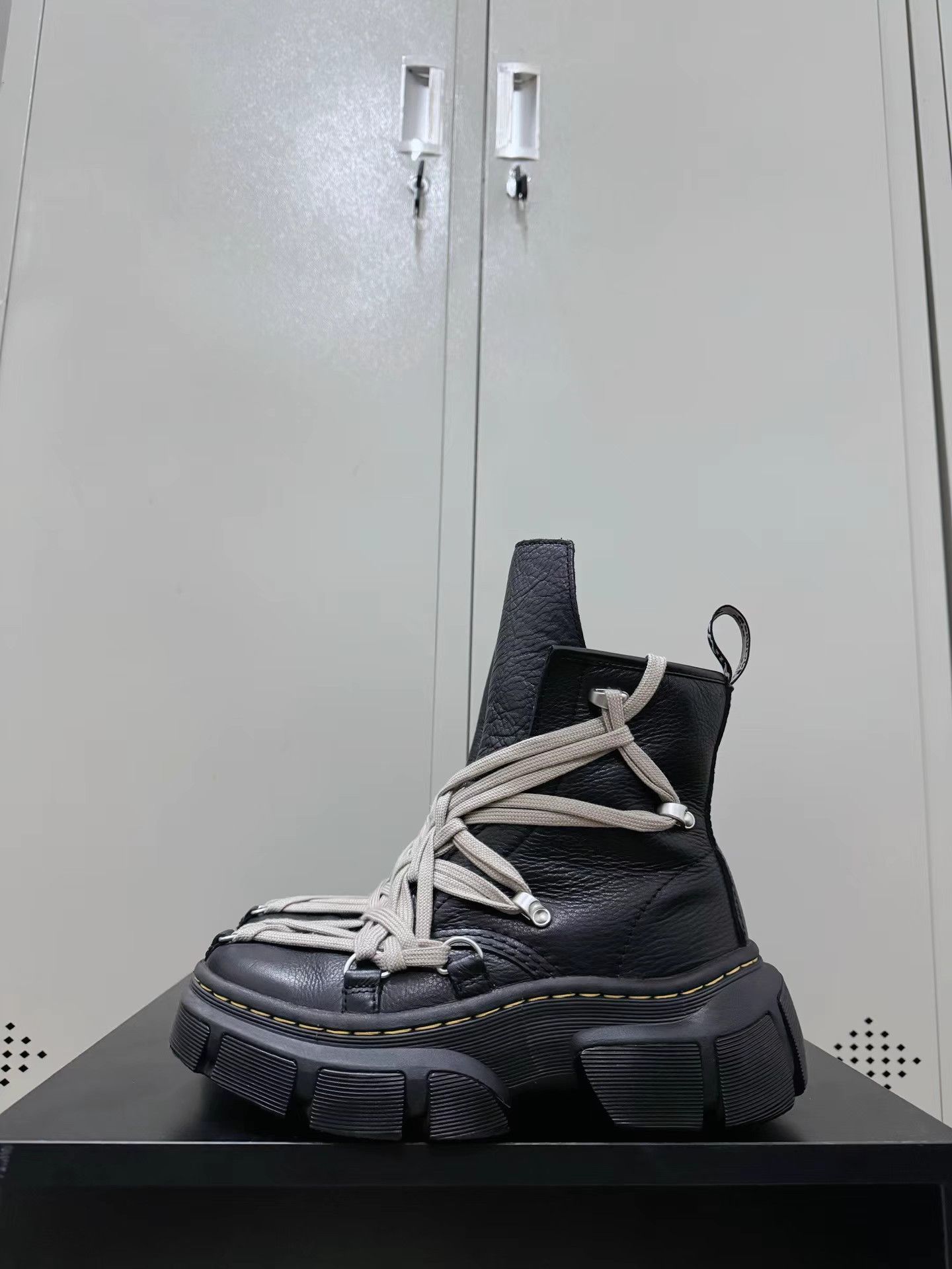 Rick Owens Rick Owens Dr. Martens lace-up pentagram Martens Size US 8 / IT 38 - 6 Thumbnail