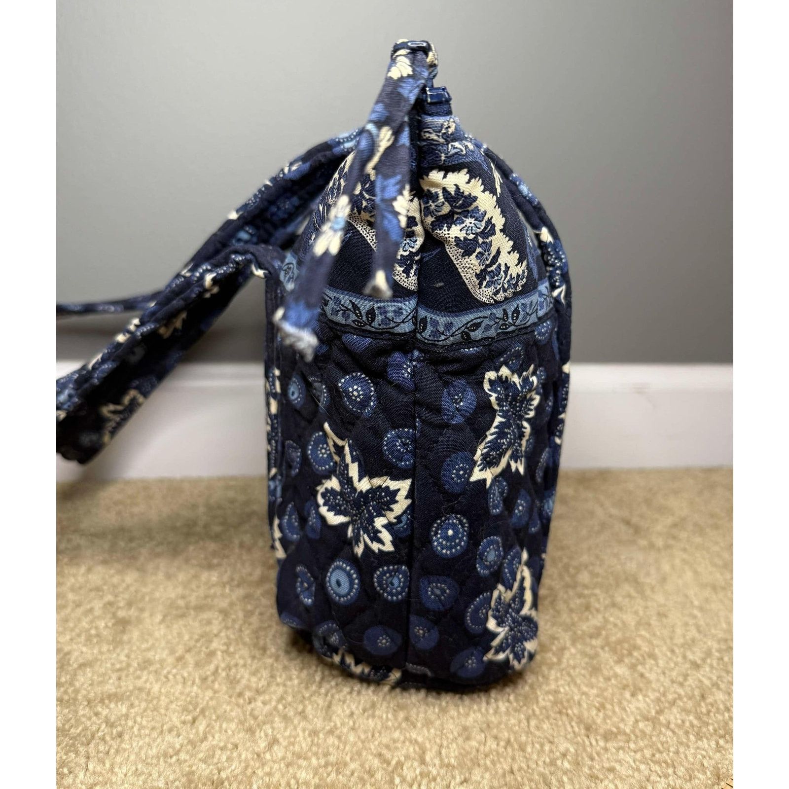 Vera Bradley Vera Bradley Quilted Tropical Shoulder Tote Bag Navy Blue Size ONE SIZE - 9 Thumbnail