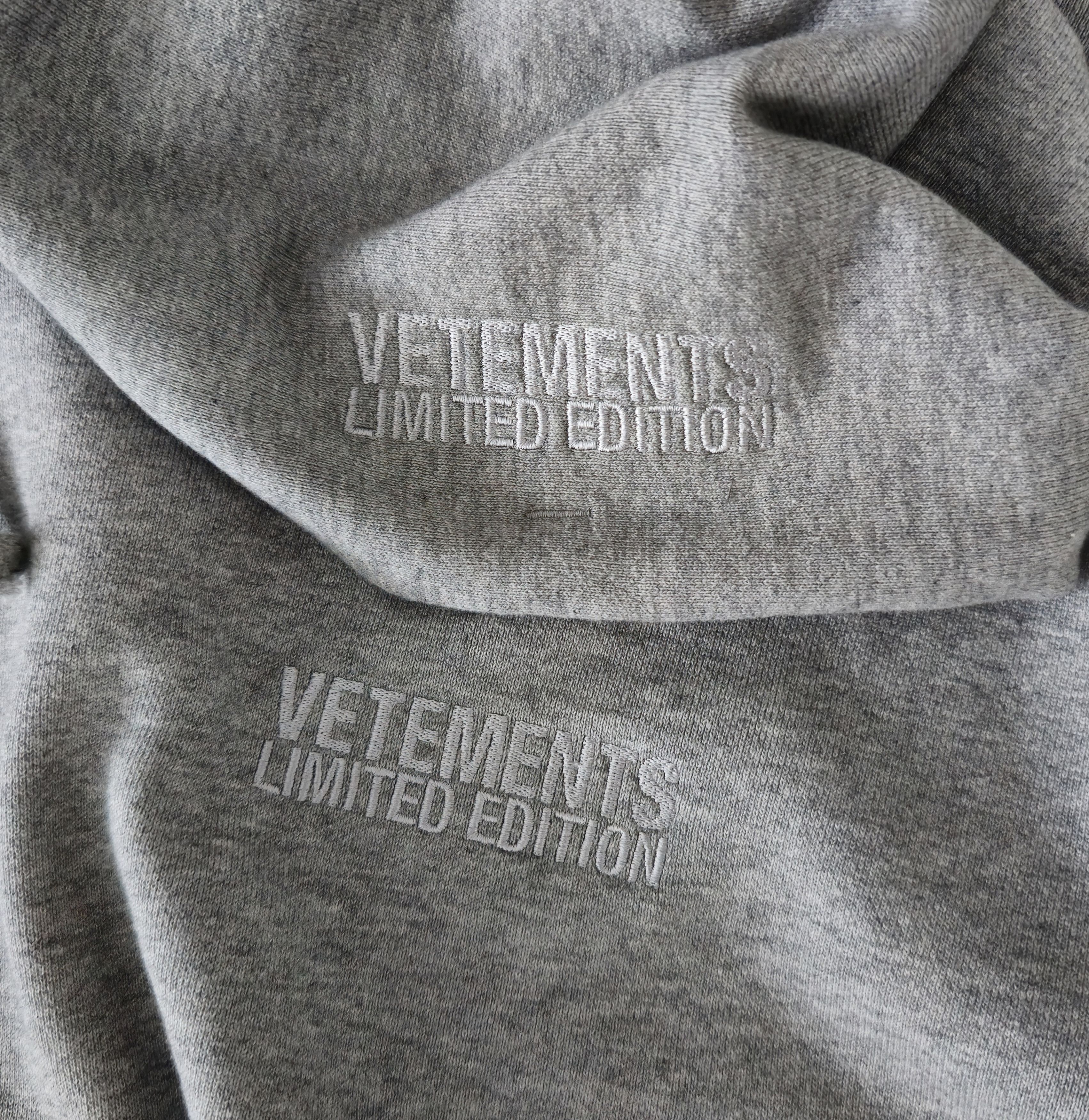 Vetements Vetements Oversized Hoodie Grey Size US XS / EU 42 / 0 - 2 Thumbnail