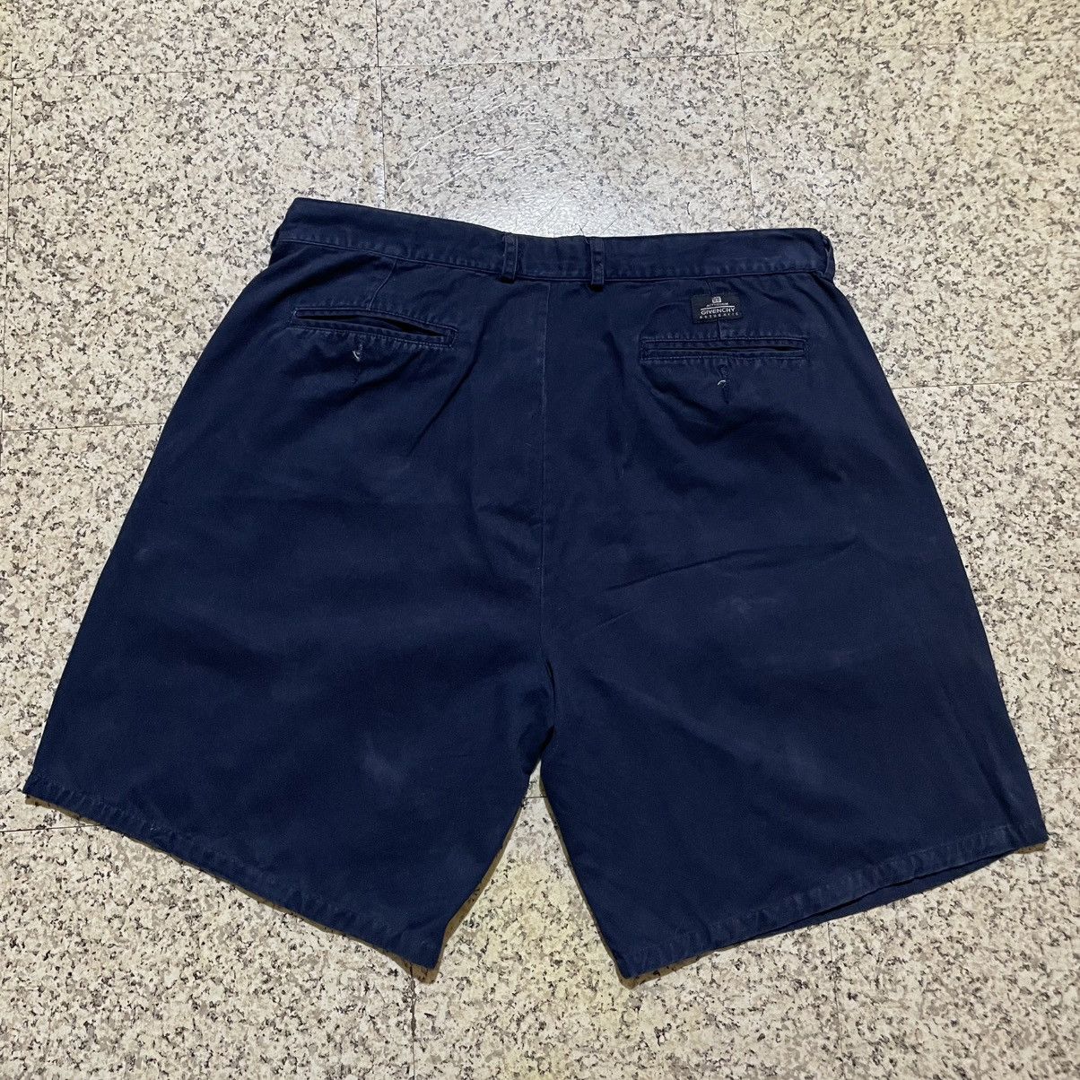 Givenchy Vintage Givenchy Activewear Pleated Chino Shorts Navy Blue Size US 36 / EU 52 - 11 Thumbnail