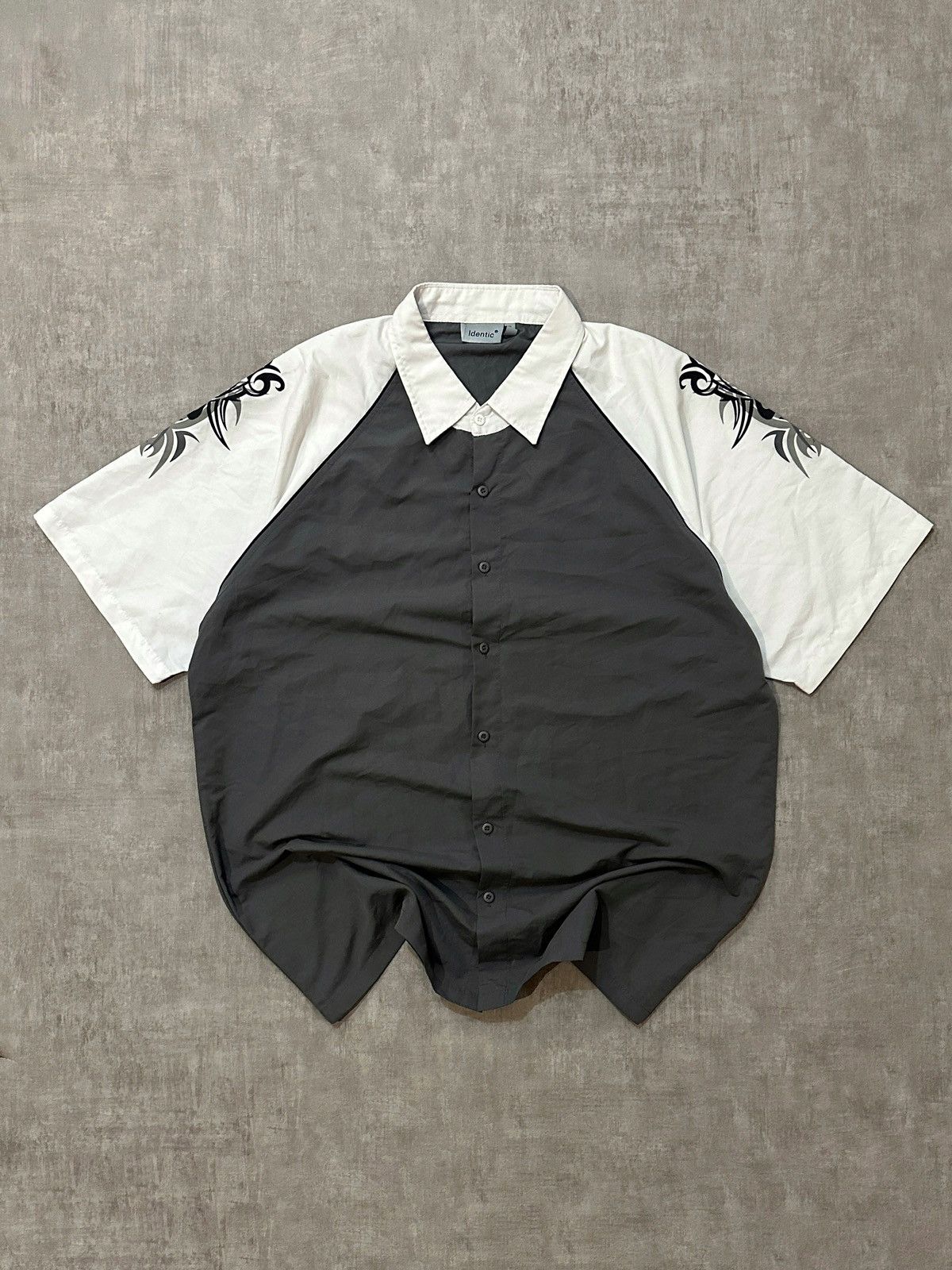 Vintage Vintage 90s Streetwear Tribal MMA Fighting Button Shirt Size US XL / EU 56 / 4 - 1 Thumbnail