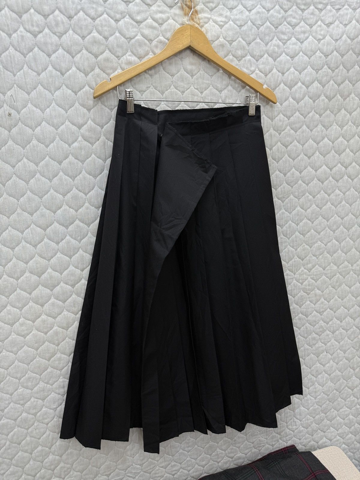 Yohji Yamamoto 🔥🔥🔥ARCHIVE VINTAGE YOHJI YAMAMOTO PLEATED WRAP SKIRTS Size 29" - 2 Thumbnail