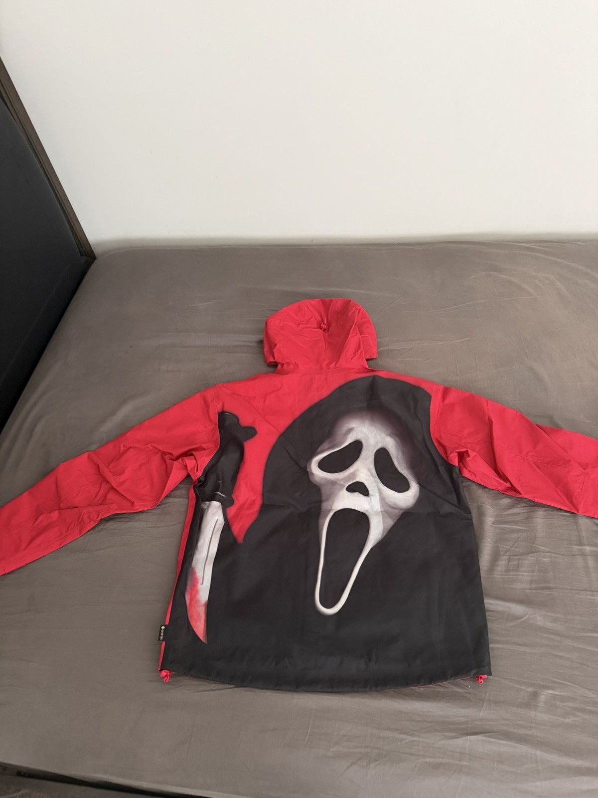 Supreme Supreme Gore-Tex Ghostface Shell Jacket Size US S / EU 44-46 / 1 - 2 Thumbnail