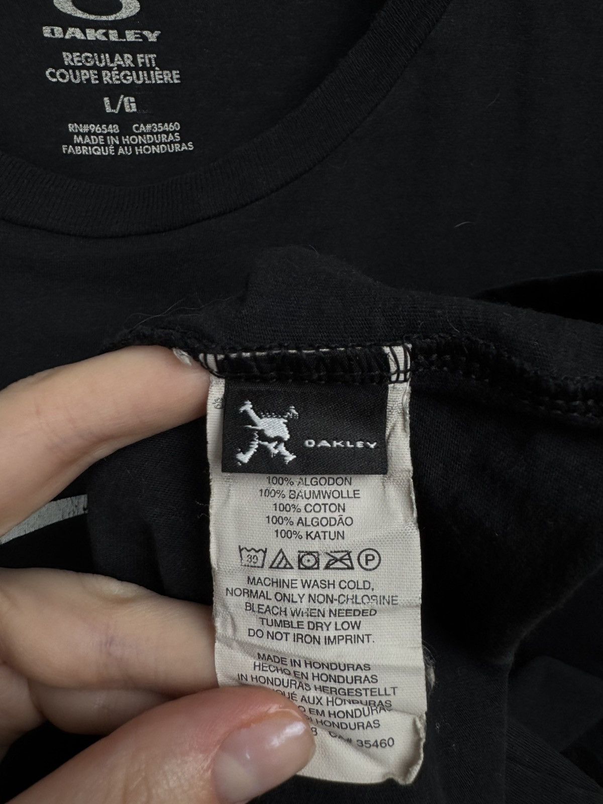 Oakley Oakley vintage big logo black tee shirt Size US L / EU 52-54 / 3 - 9 Thumbnail