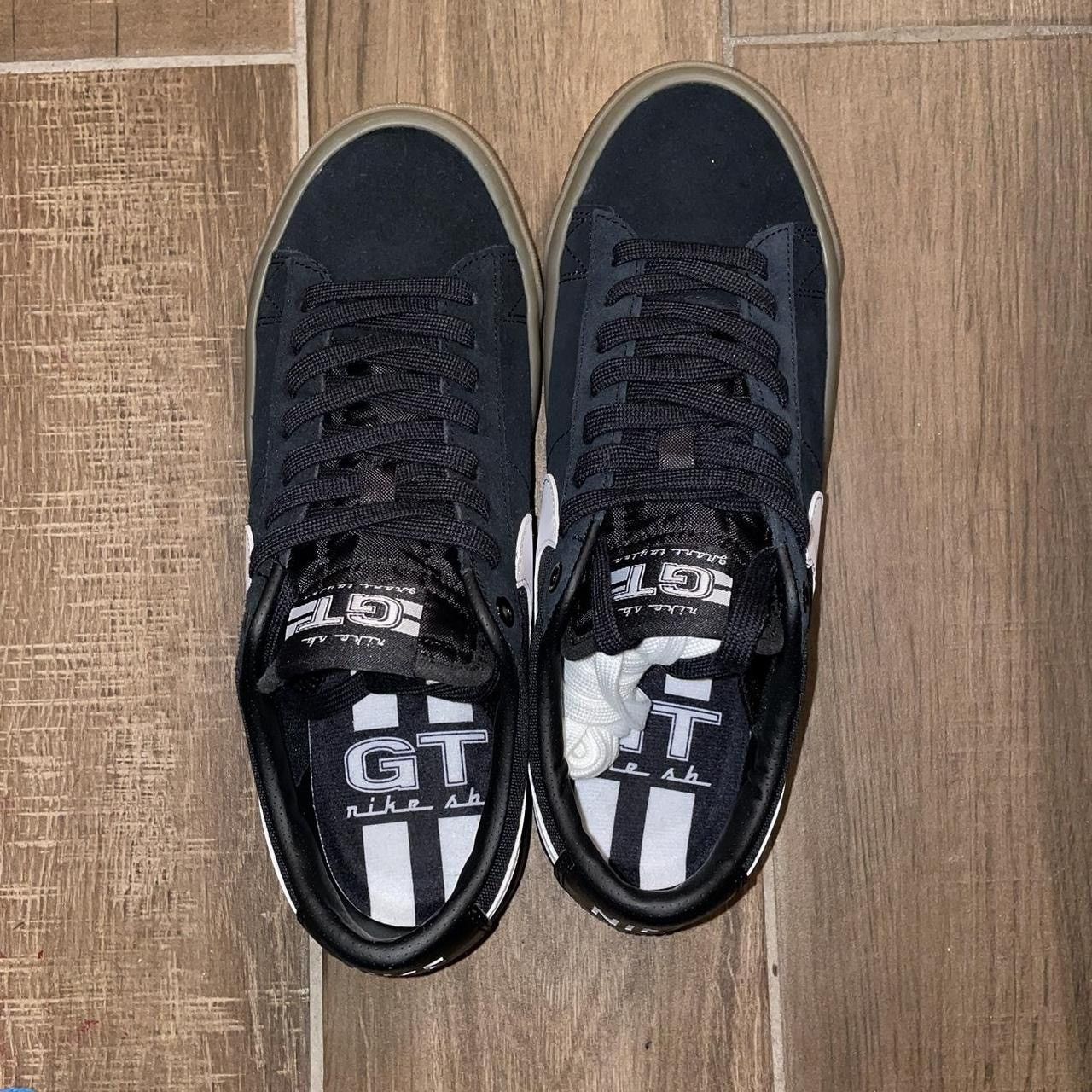 Nike Nike SB Blazer Low GT Black White Gum Shoe Size US 7 / EU 40 - 4 Thumbnail