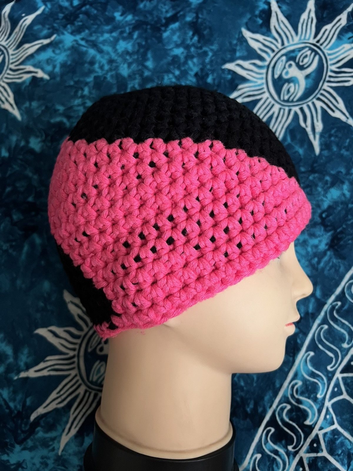 Vintage Vintage knitted Streetwear Anime Hat hand made Y2k pink Size ONE SIZE - 9 Thumbnail