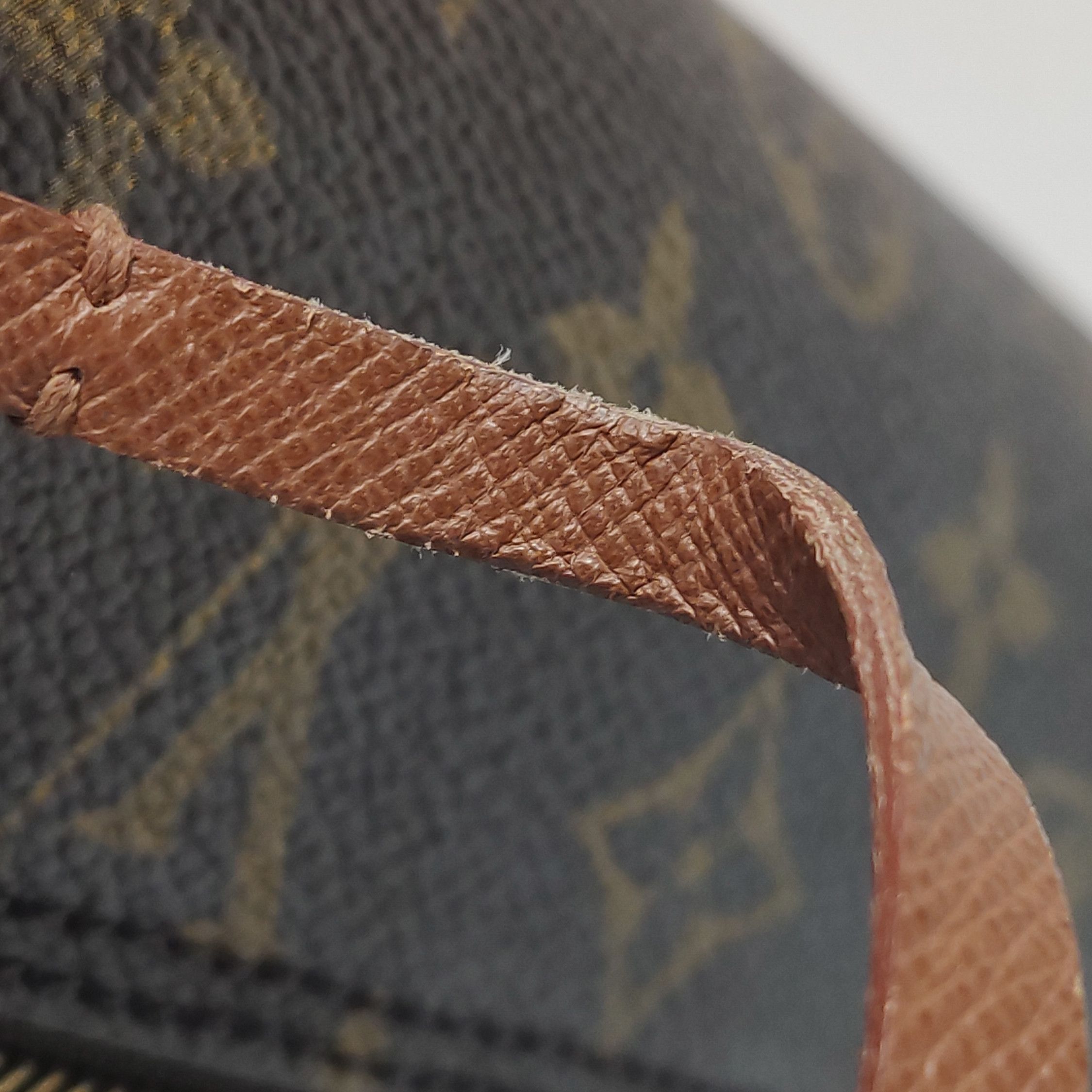 Louis Vuitton Louis Vuitton (LV) Papillon Mini Cowhide Monogram Printed D Size ONE SIZE - 7 Thumbnail