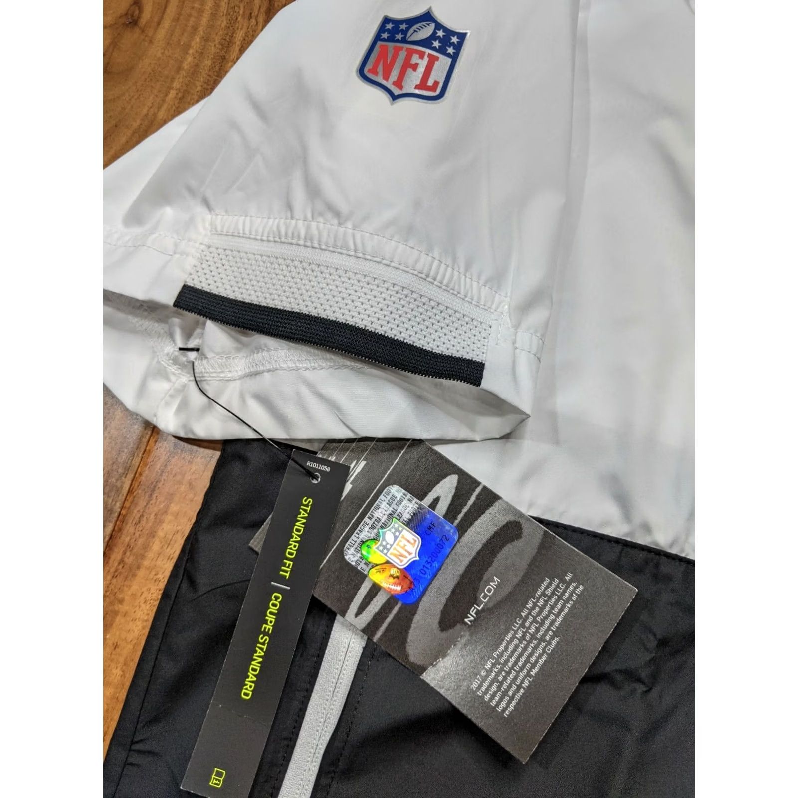 Nike Nike Steelers Lightweight Short Sleeve Coaches Jacket Mens Medium White Zip Front Size US M / EU 48-50 / 2 - 5 Thumbnail