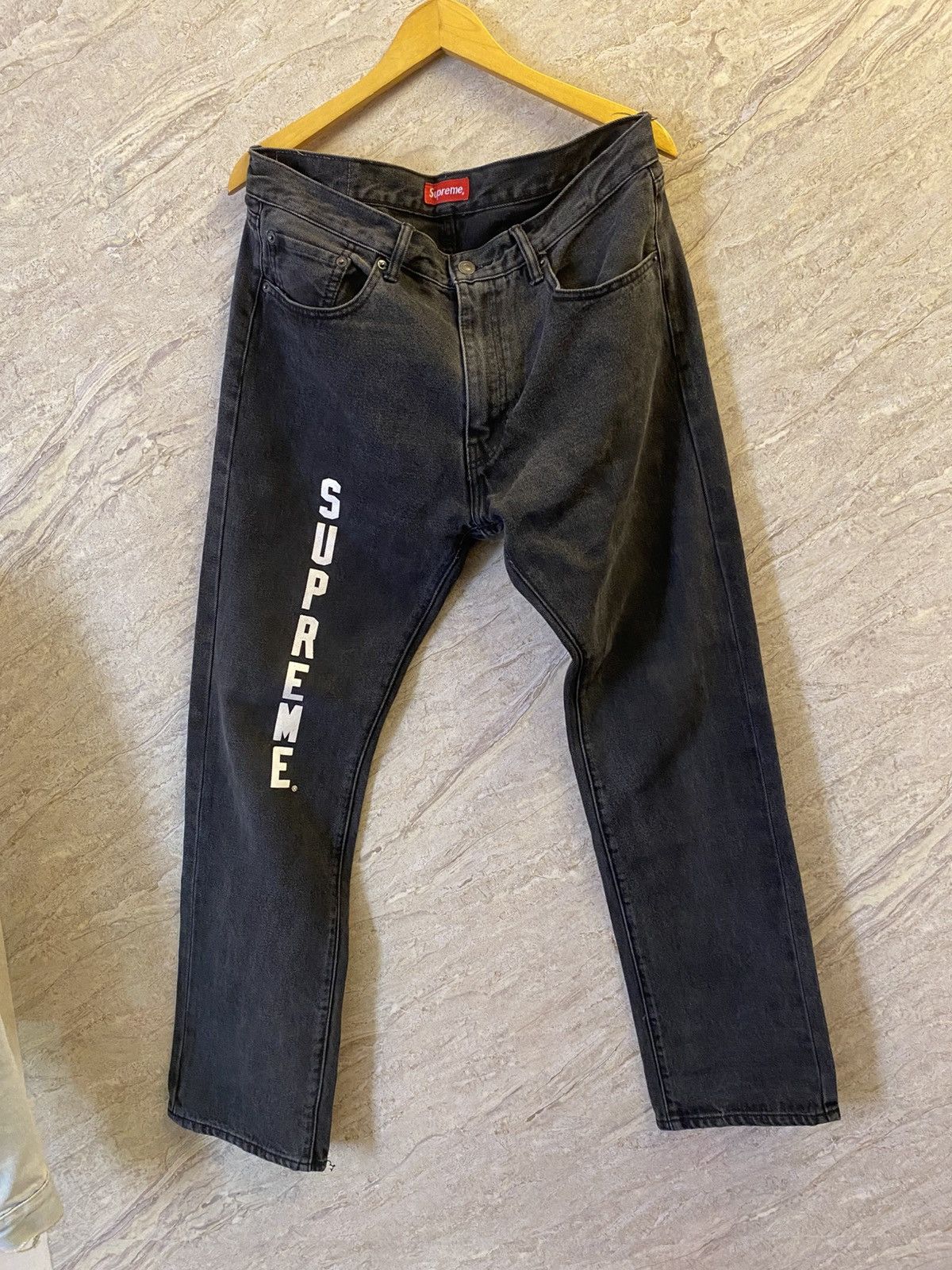 Levi's × Supreme LEVIS X SUPREME JEANS Size US 33 - 1 Thumbnail