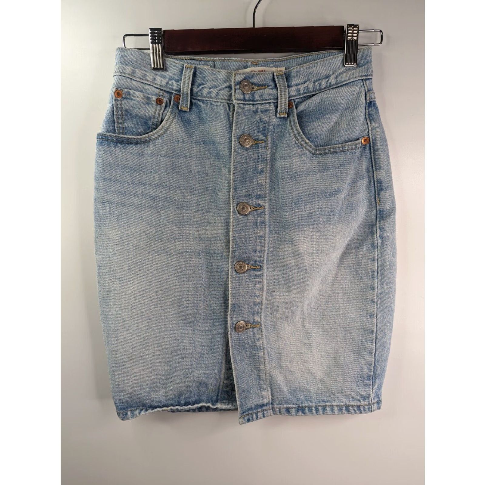 Levi's Levi's Premium Denim Skirt Short Vintage? No. Big E Red Tab Stretch Blue Denim 25 Women Cotton Blend Denim Skirt Zip Casual Size 42" / US 20 - 2 Thumbnail