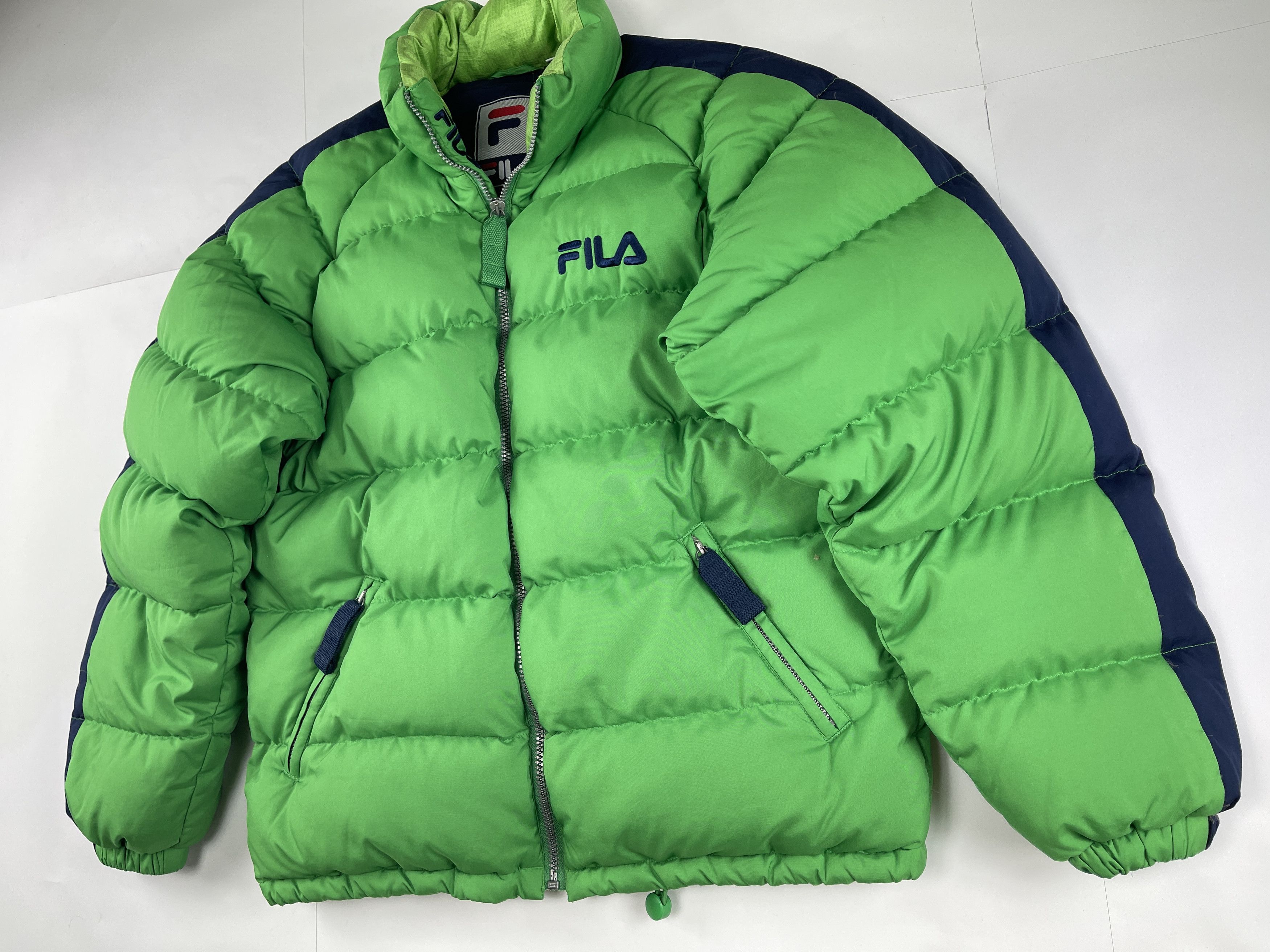 Fila Fila puffer jacket, 90s hip hop, 1990s skater Y2K size S Size US S / EU 44-46 / 1 - 11 Thumbnail