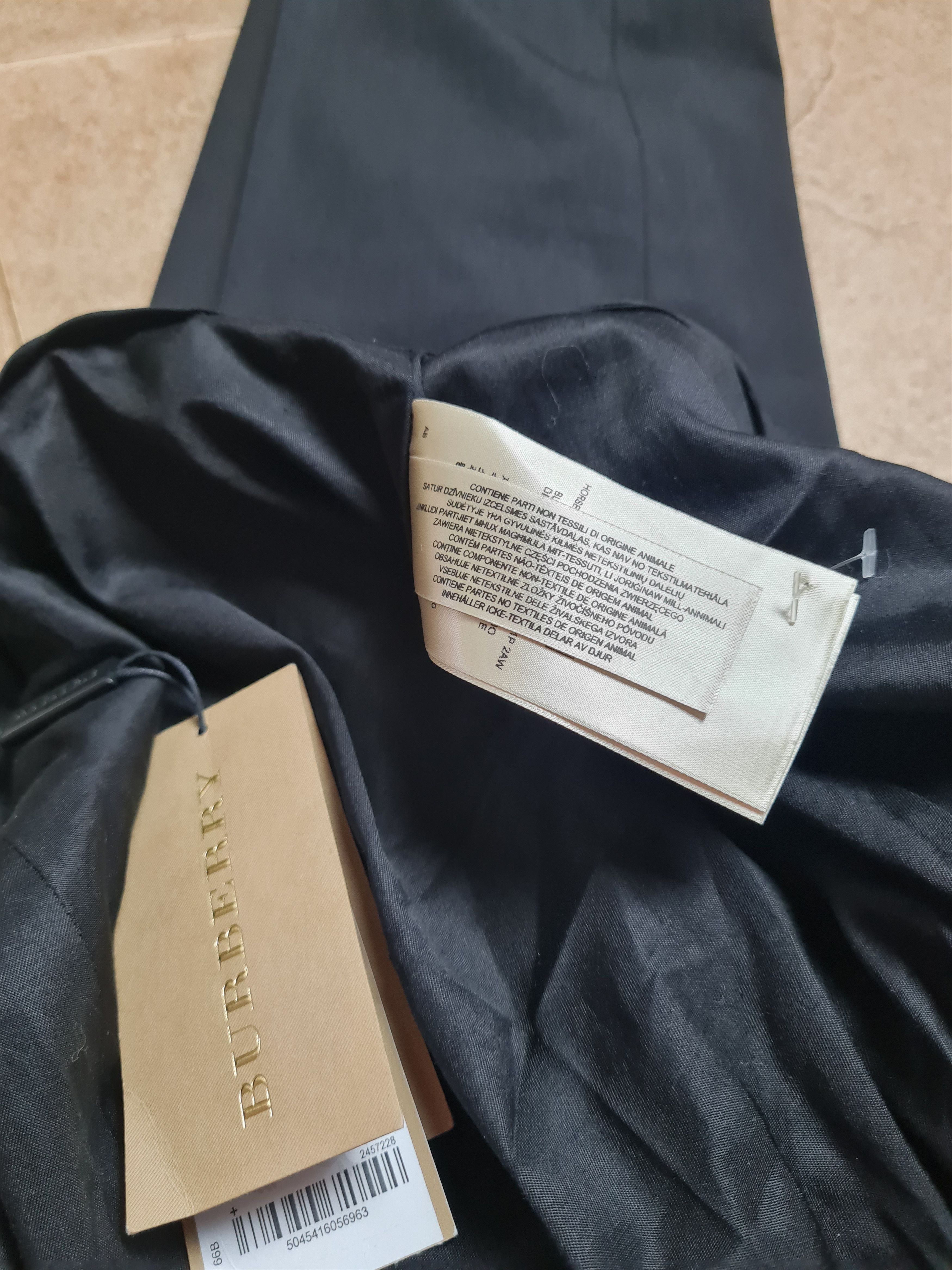 Burberry Vintage Pant Burberry London Wool Black Dress womens Pants Size 32" / US 10 / IT 46 - 25 Thumbnail