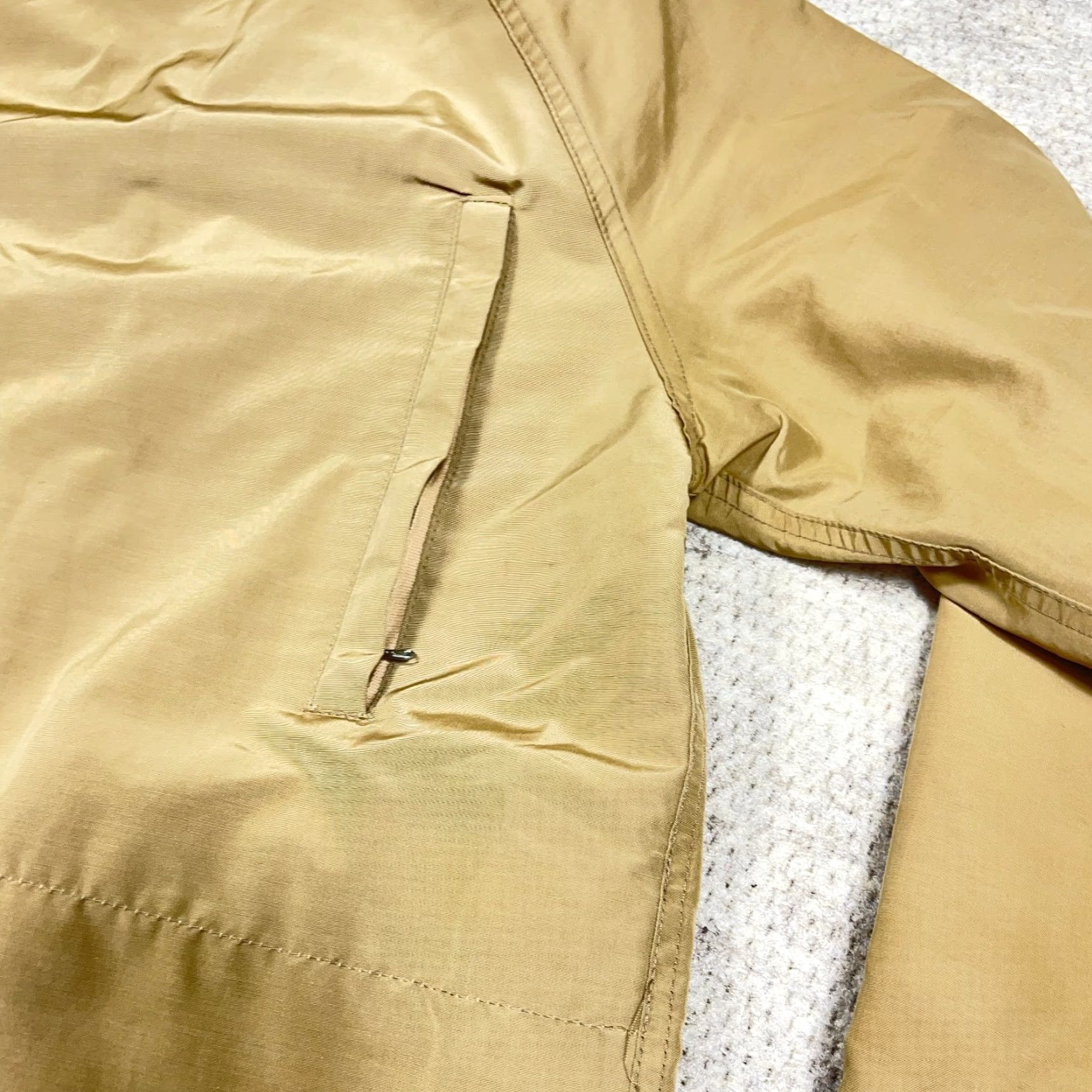 Vintage VINTAGE L.L. Bean Jacket Men Medium Tan Rain Chore Coat Nylon Hooded USA 80s 90s Size US M / EU 48-50 / 2 - 7 Thumbnail