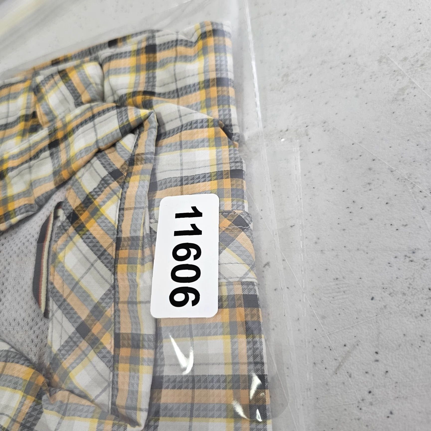 Royal Robbins Royal Robbins Shirt Mens S Yellow Check Short Sleeve Button-Up Size US S / EU 44-46 / 1 - 8 Thumbnail
