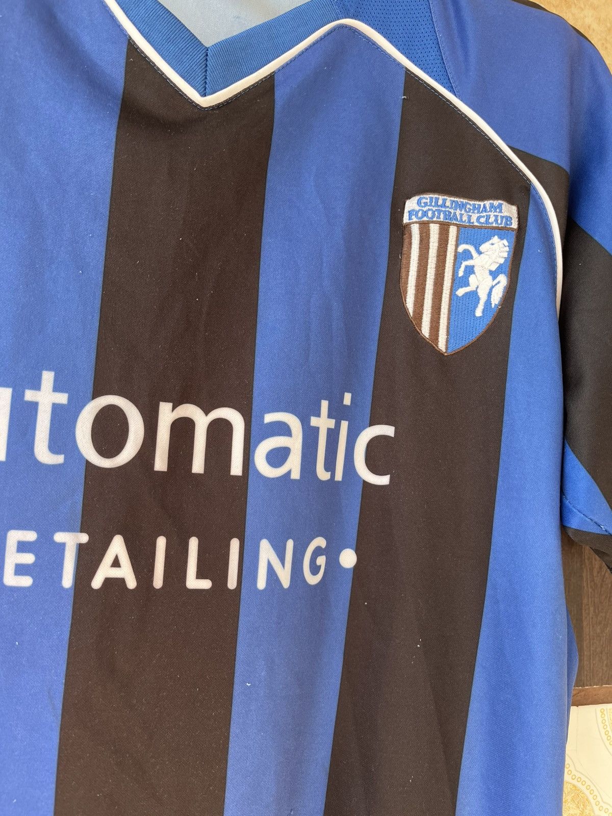 Vintage Vintage 2010/2011 Gillingham Fc soccer jersey Size US S / EU 44-46 / 1 - 2 Thumbnail
