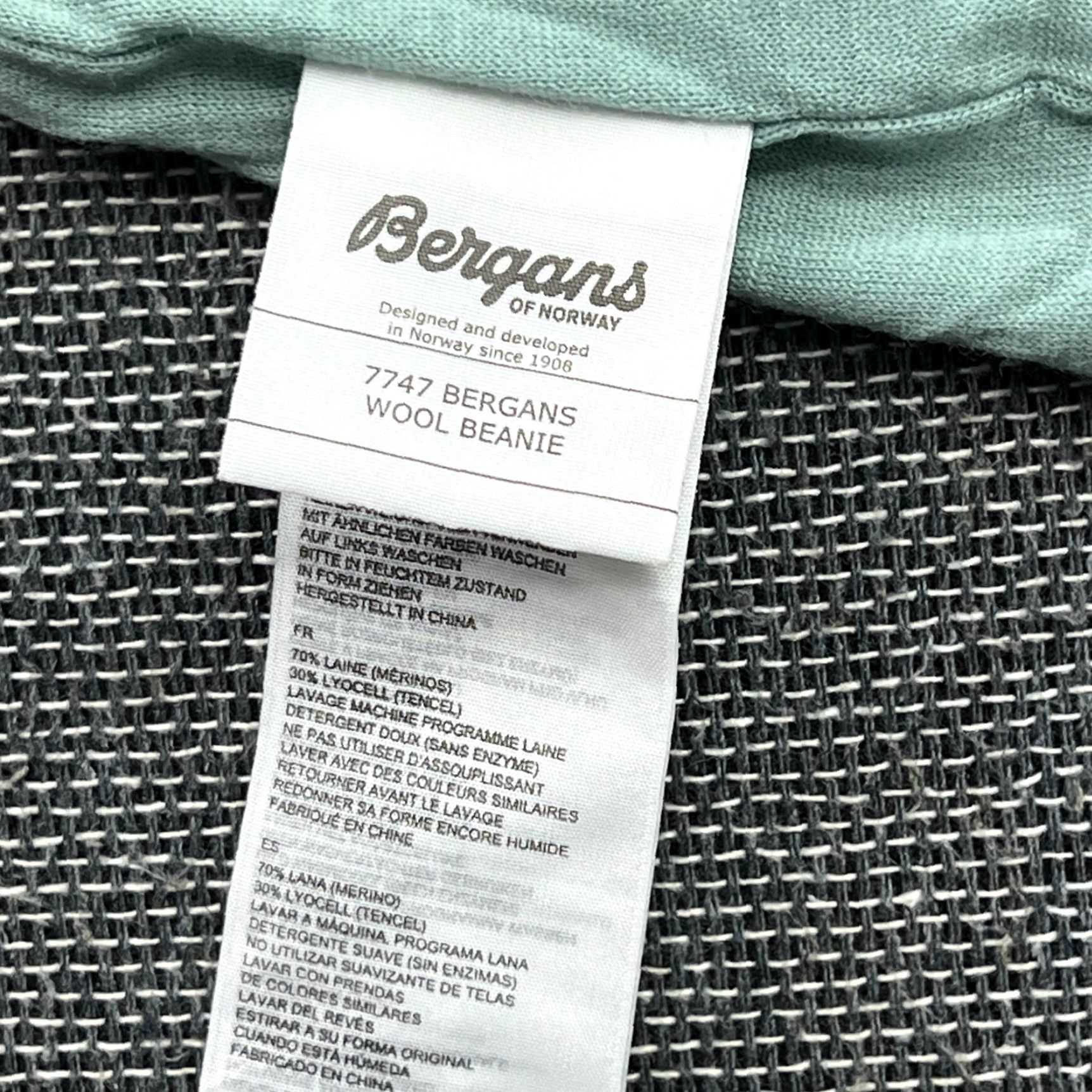 Vintage Bergans of Norway Beanie Hat One Size Merino Wool Lightweight Outdoor Stretch Knit Blue Unisex Adults Womens Mens Size ONE SIZE - 3 Thumbnail