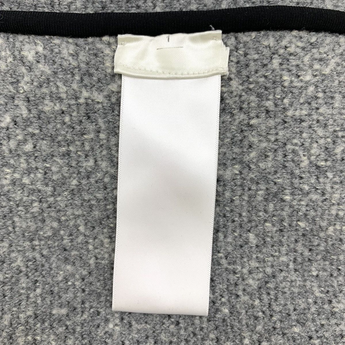 Louis Vuitton Louis Vuitton Beige Hooded Fleece Sleeveless Vest Coat K26WX Size L / US 10 / IT 46 - 6 Thumbnail