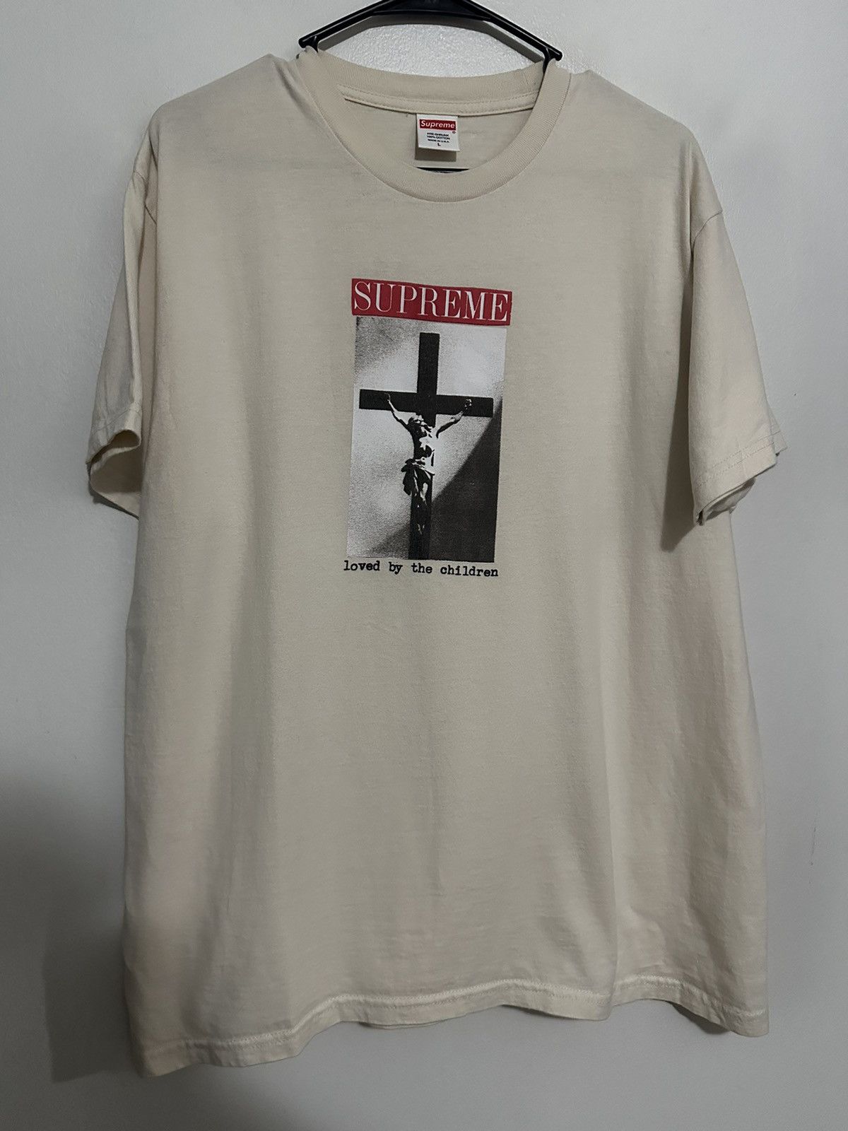 Supreme Supreme Loved By The Children Tee Size US L / EU 52-54 / 3 - 1 Thumbnail