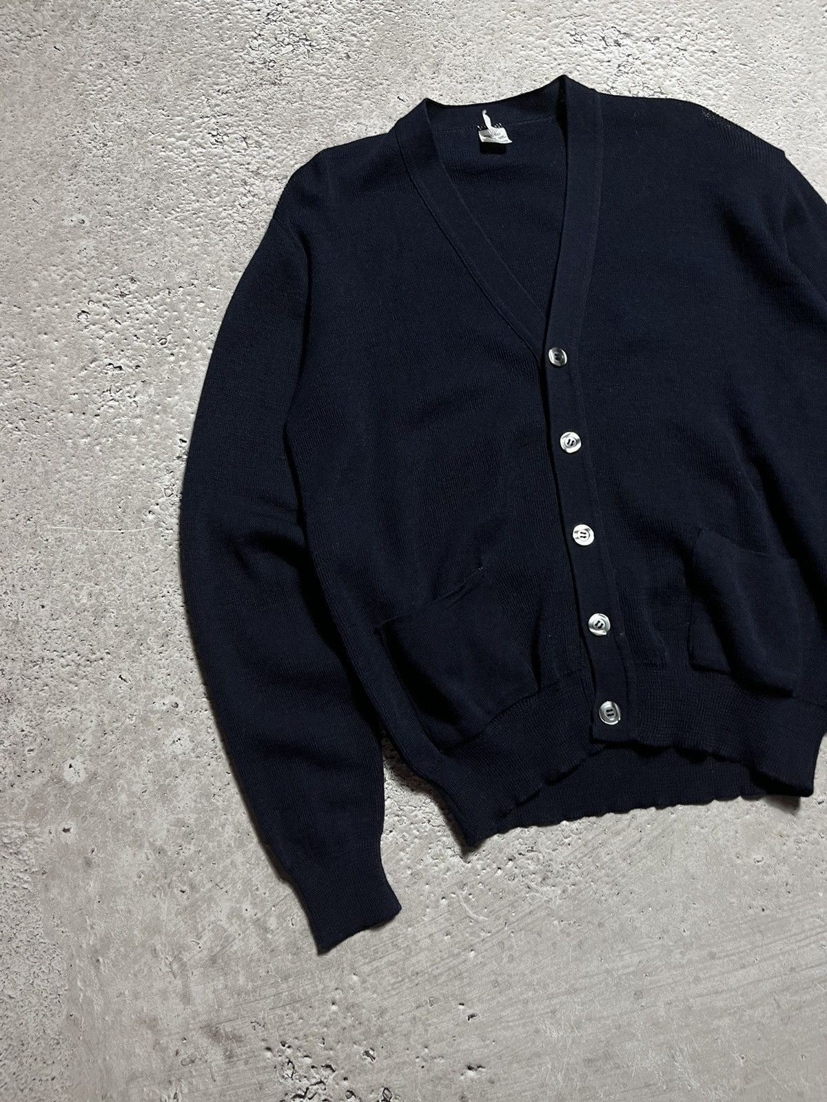 Vintage Vintage Fine Knit Wool Cardigan – Made in Italy, Size 50 Size US M / EU 48-50 / 2 - 3 Thumbnail