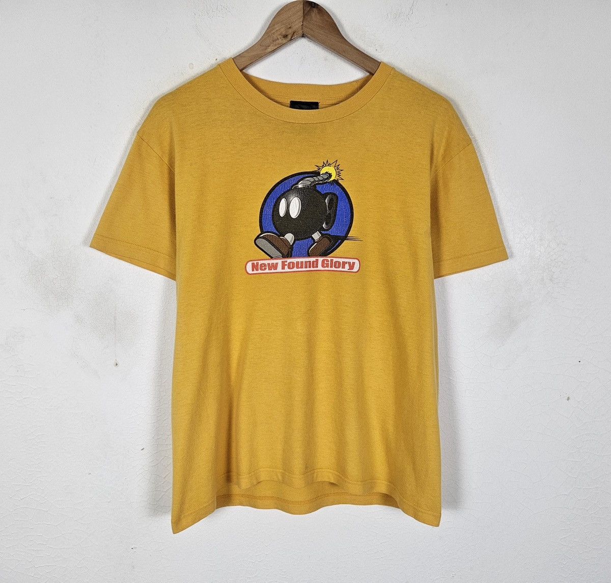 Band Tees New Found Glory bomberman band tee shirt Size US M / EU 48-50 / 2 - 2 Thumbnail