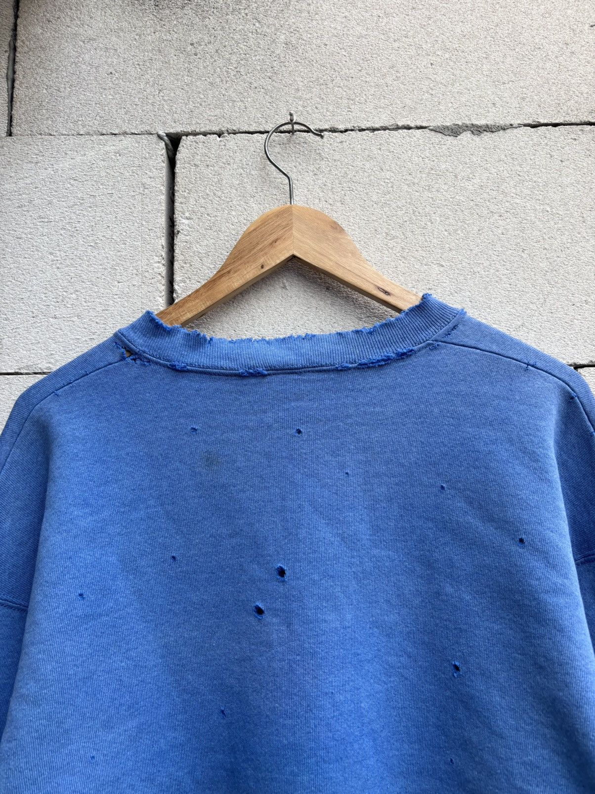 Vintage Thrashed Distressed Down Town Courtenay Sweatshirt Size US L / EU 52-54 / 3 - 8 Thumbnail
