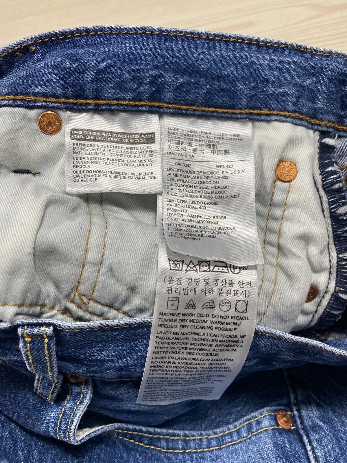 Levi's Levi's Vintage Style 501 Jeans Straight Leg Blue Denim Size US 36 / EU 52 - 7 Thumbnail