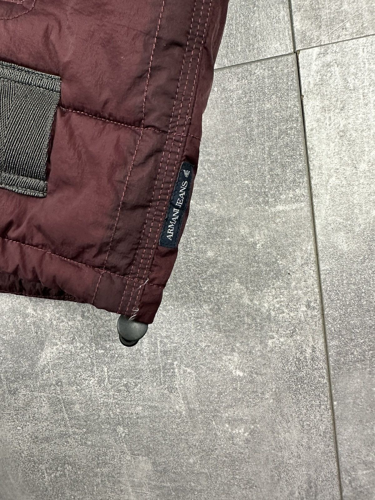 Emporio Armani Armani Jeans Luxury Burgundy Light Vest Size US L / EU 52-54 / 3 - 5 Thumbnail