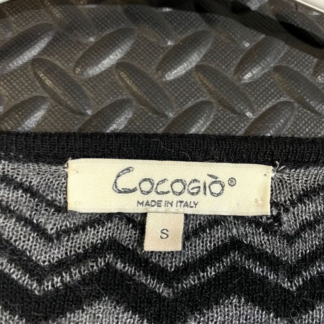 Vintage Cocogio Cardigan Women’s Black Small Open Front Zig Zag Print Sweater Shirts? Size S / US 4 / IT 40 - 2 Thumbnail