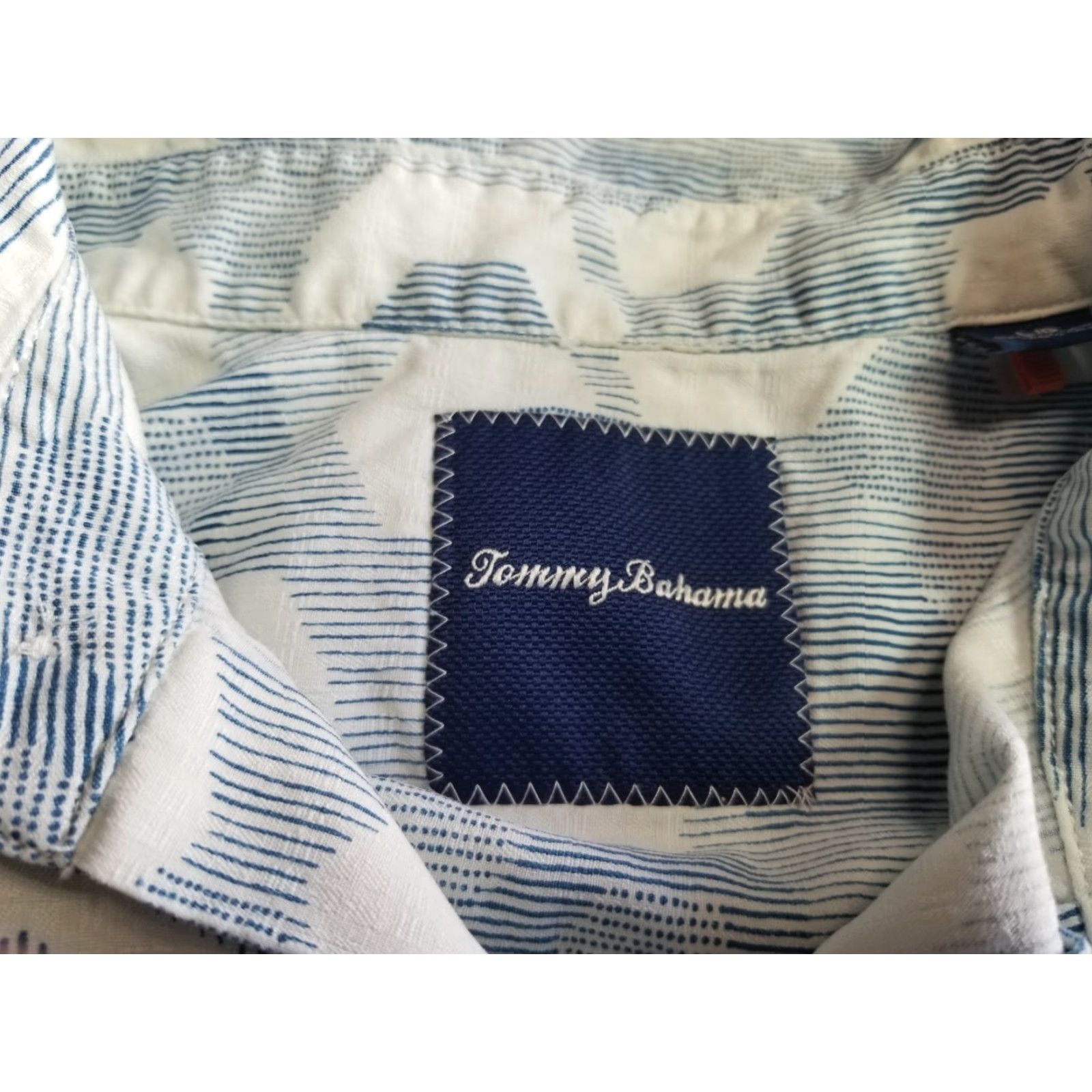 Tommy Bahama Tommy Bahama Shirt Mens Large Short Sleeve 100% Silk Blue Floral Button-Up Classic Beach Casual Size US L / EU 52-54 / 3 - 7 Thumbnail