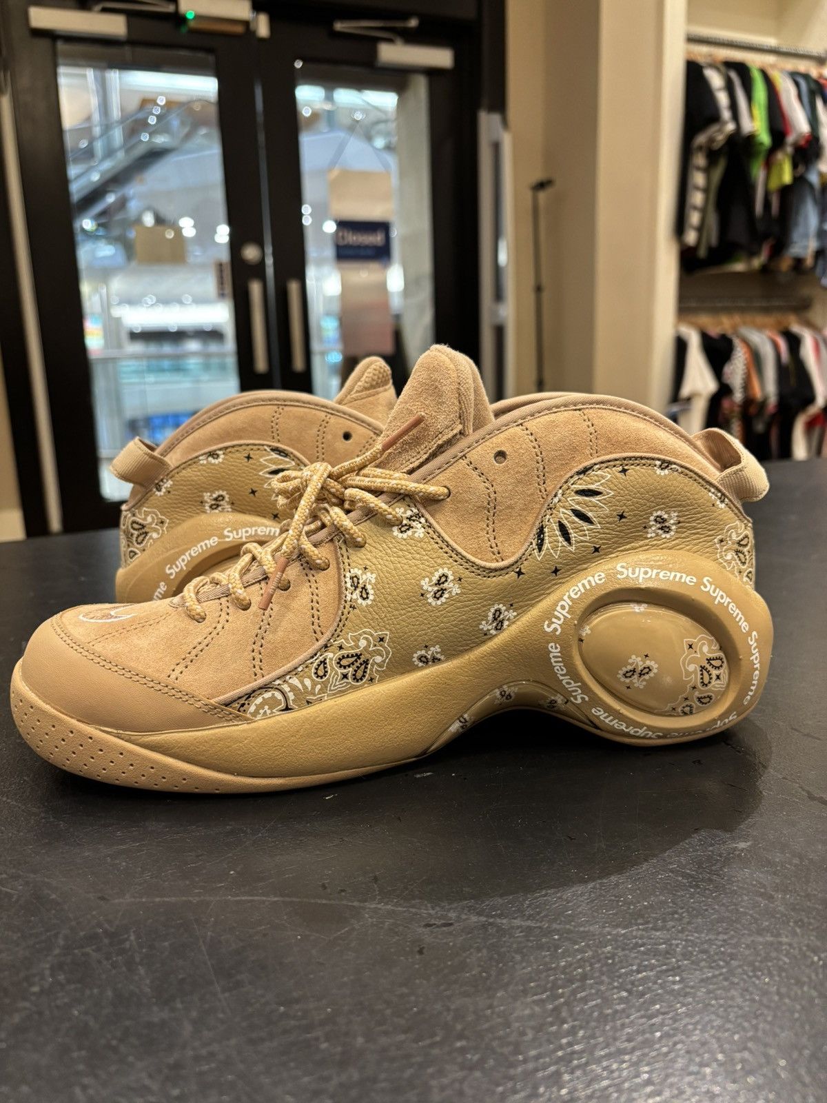 Nike × Supreme Nike Air Zoom Flight 95 SP ‘Supreme Wheat’ Size US 10.5 / EU 43-44 - 3 Thumbnail